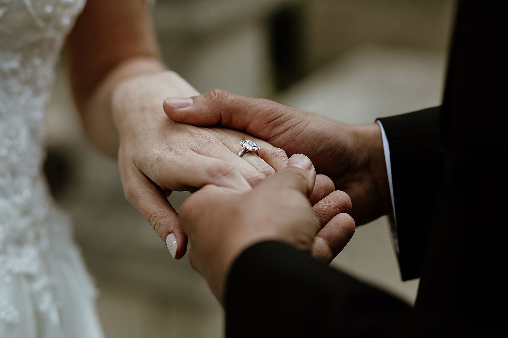 Naomi Neoh bride Euridge Manor wedding venue Cotswolds 57
