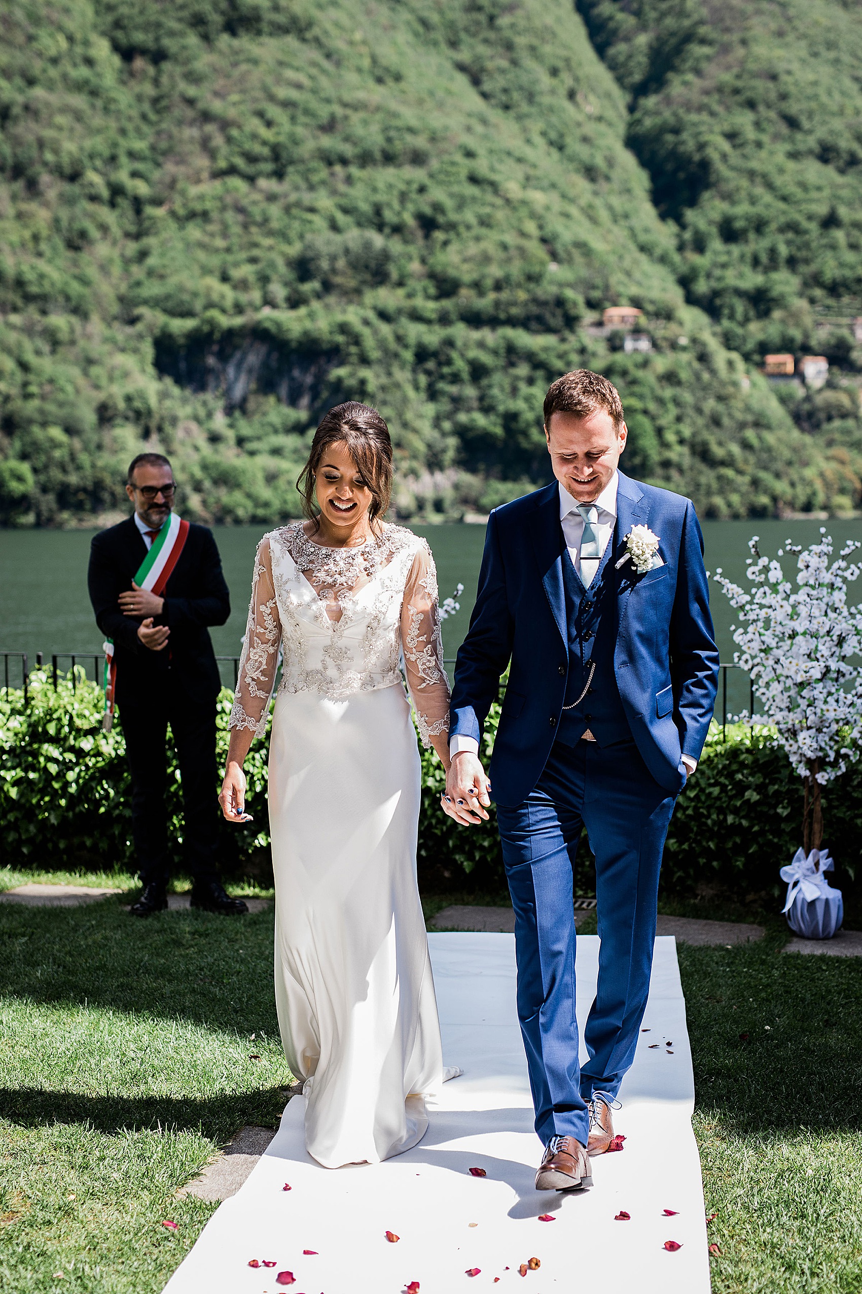 25 Romantic Lake Como wedding