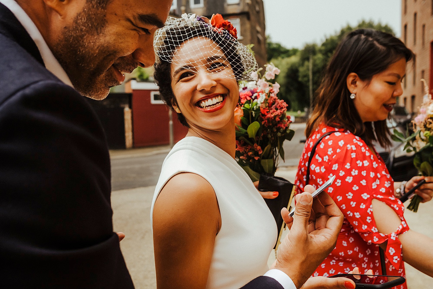 5 Colourful modern London wedding