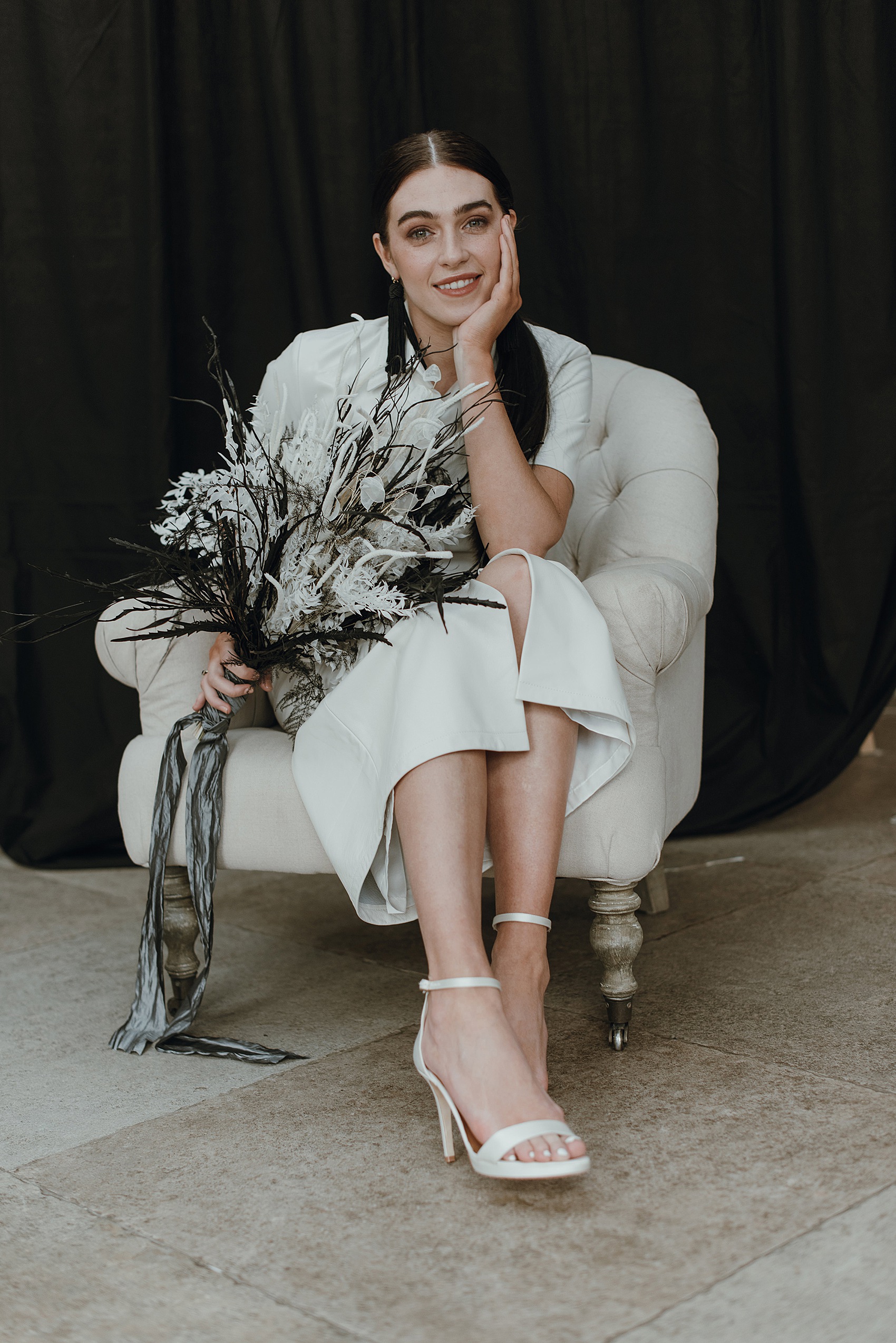 Andrea Hawkes modern minimalist bride 62