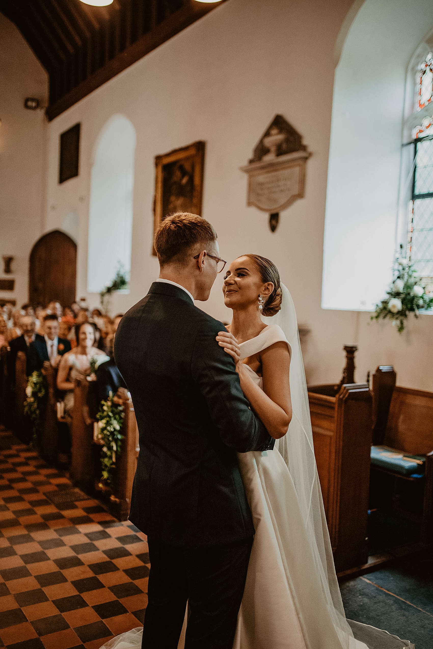 16 Jessica Bennett Bespoke bride Norwich Cathedral wedding