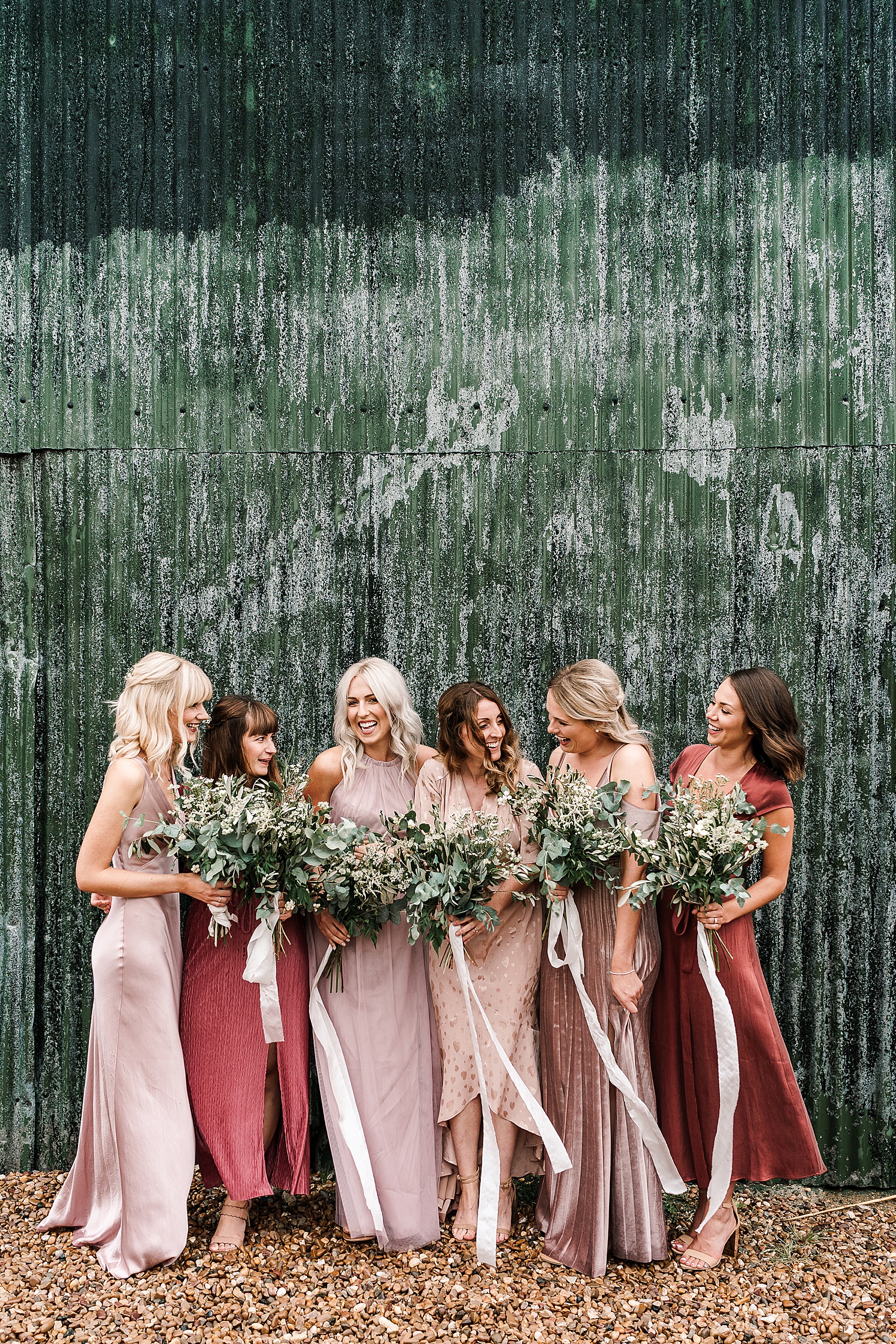 16 Rustic Barn wedding For Love dress