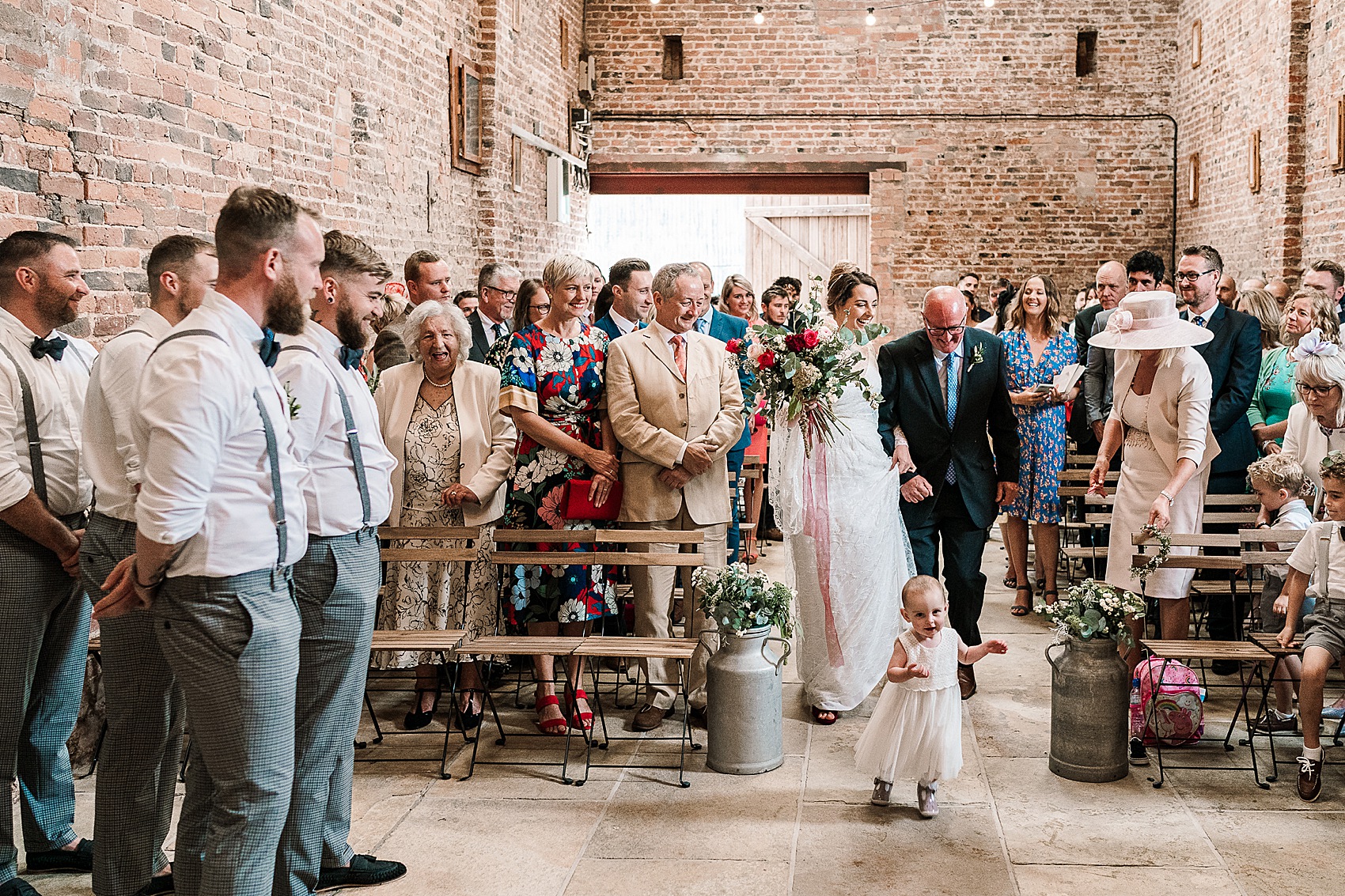 20 Rustic Barn wedding For Love dress