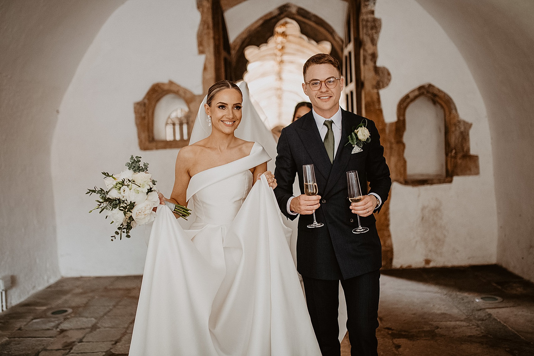 39 Jessica Bennett Bespoke bride Norwich Cathedral wedding