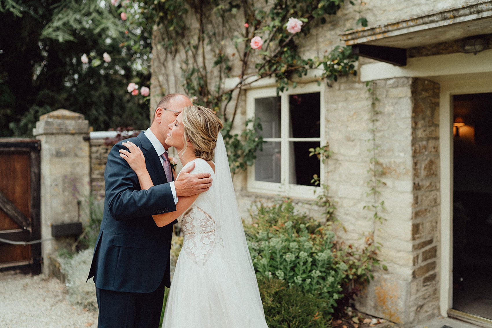 Margaux Tardits bride Cotswolds wedding 8