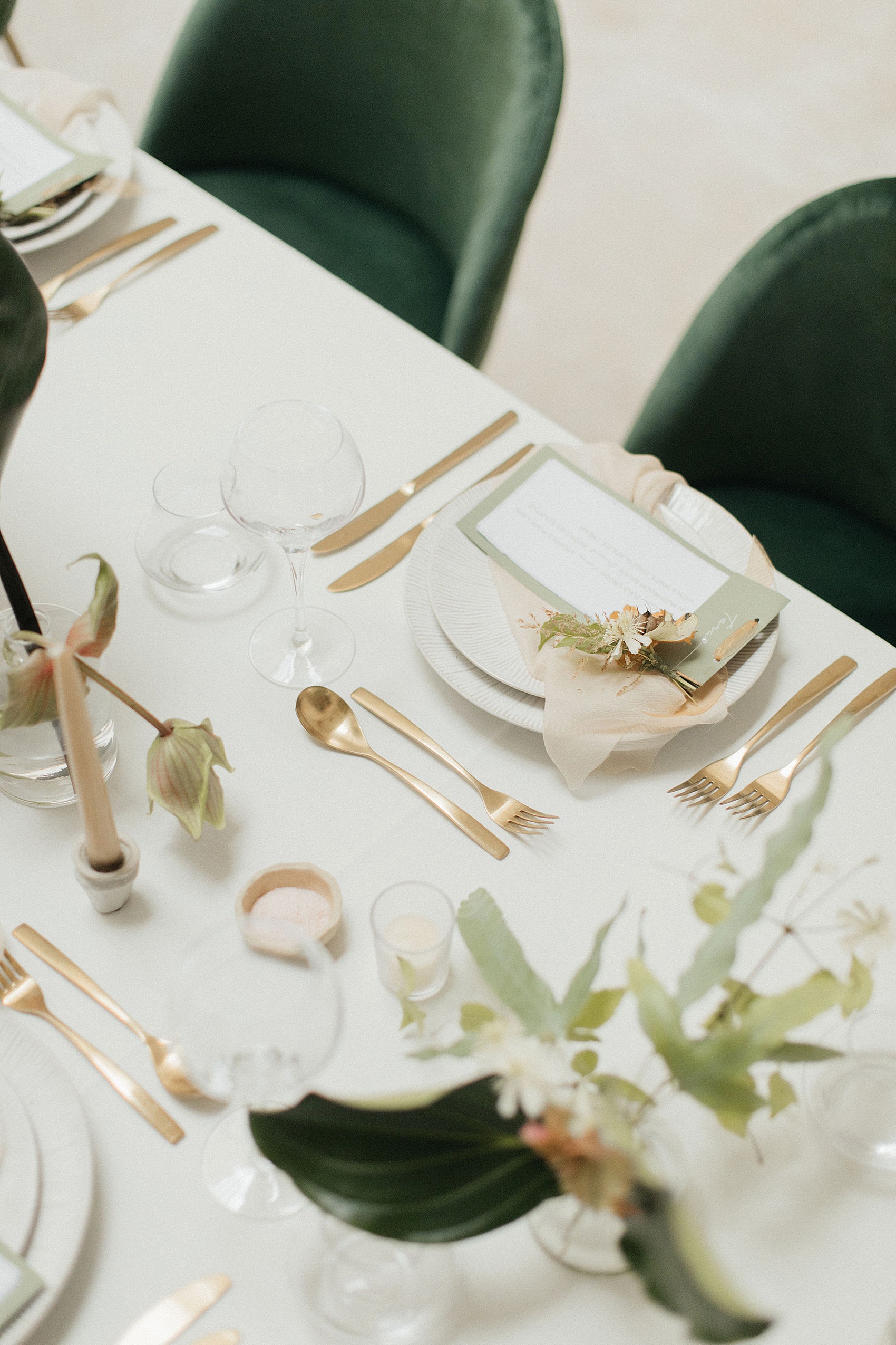 Midsummer wedding decor inspiration 18