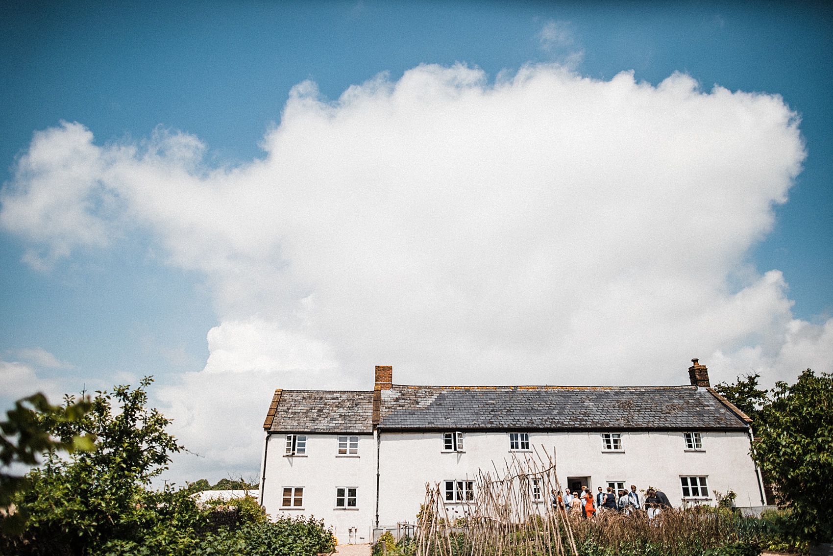 10 River Cottage Wedding