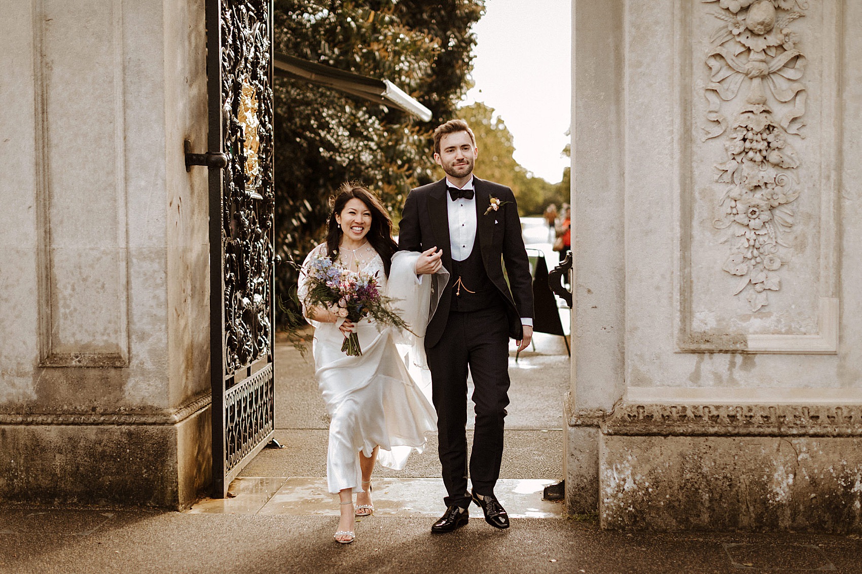 38 Kew Gardens wedding Alexandra Grecco cape