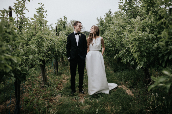 A Glamorous Black Tie Wedding at Norwood Park, With a Modern Bride in Jesus Peiro Separates