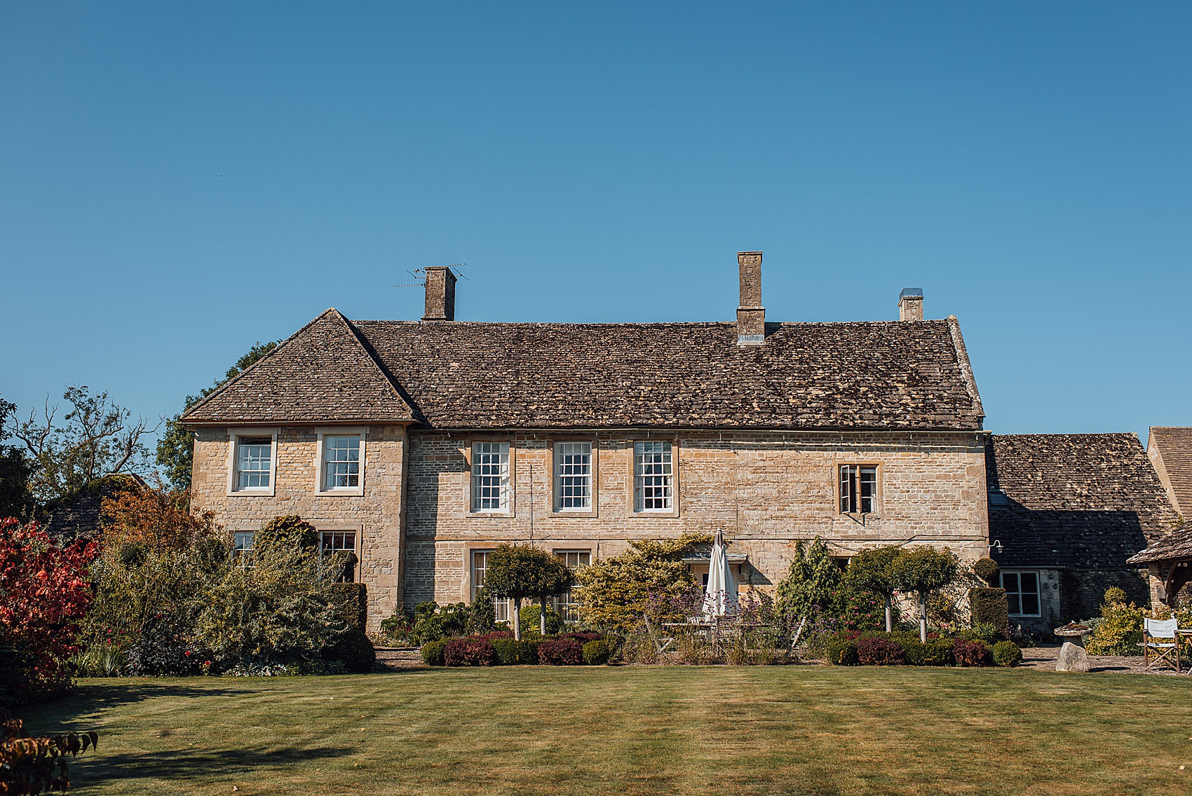 14 Halfpenny London Rustic Cotswolds Wedding