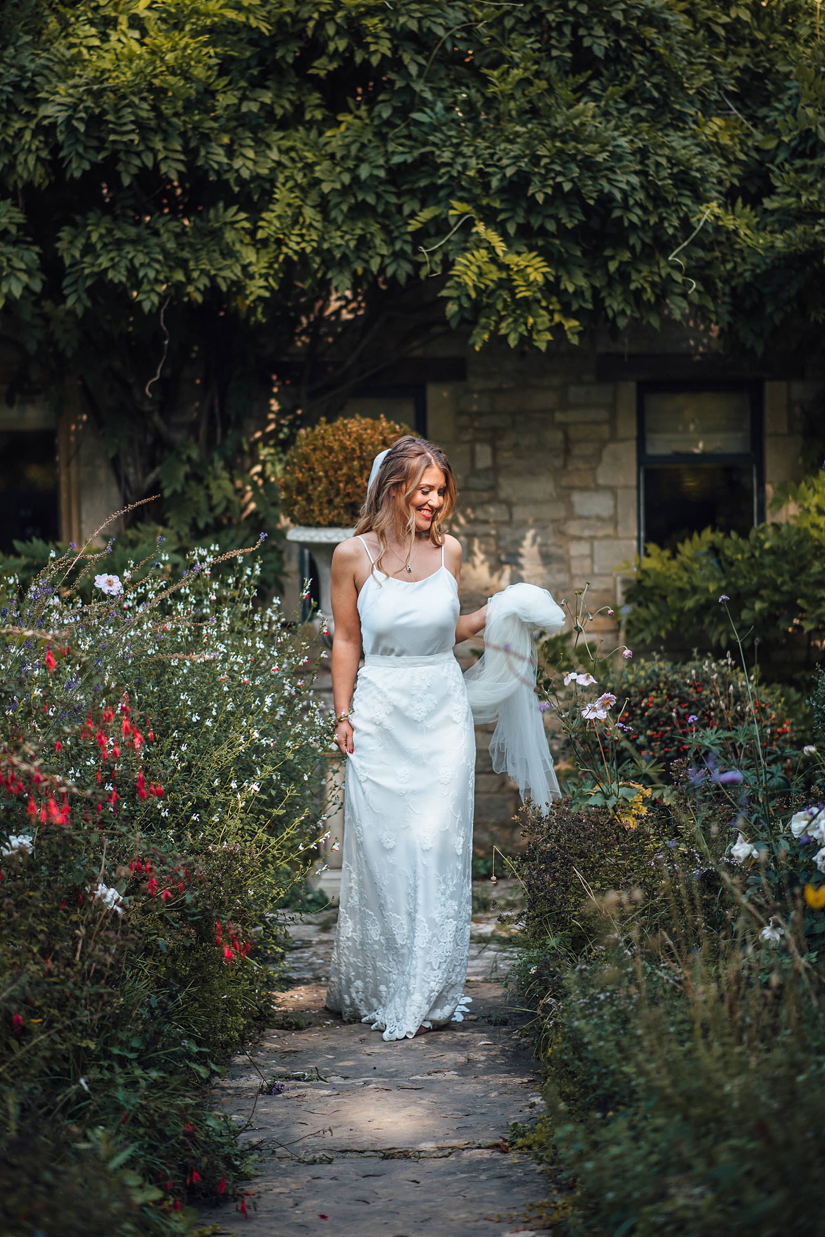 9 Halfpenny London Rustic Cotswolds Wedding