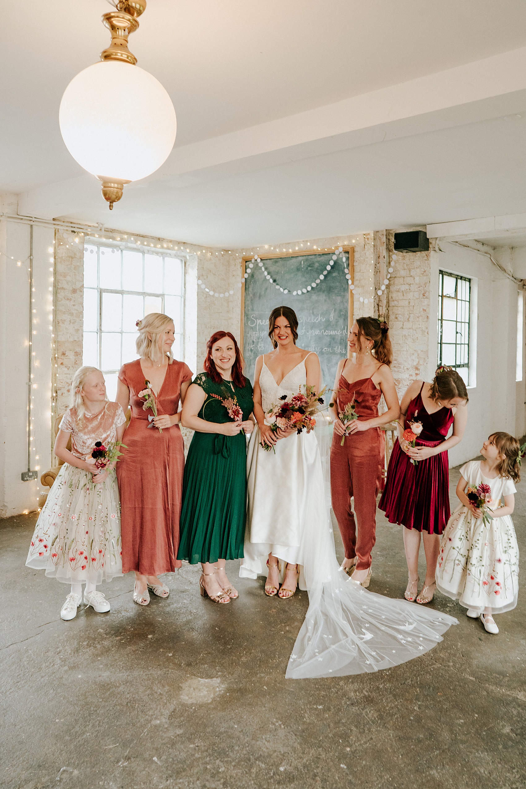 Halfpenny London bride warehouse wedding 15