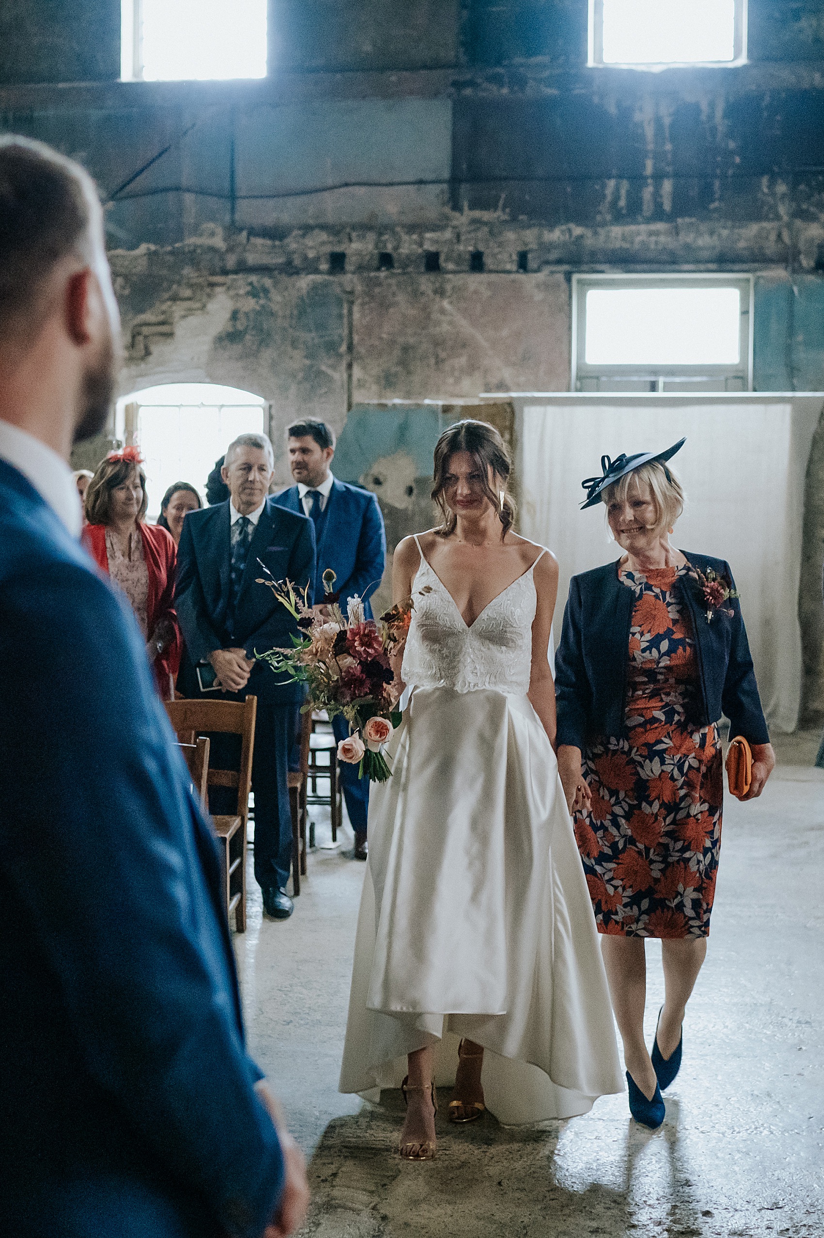 Halfpenny London bride warehouse wedding 27