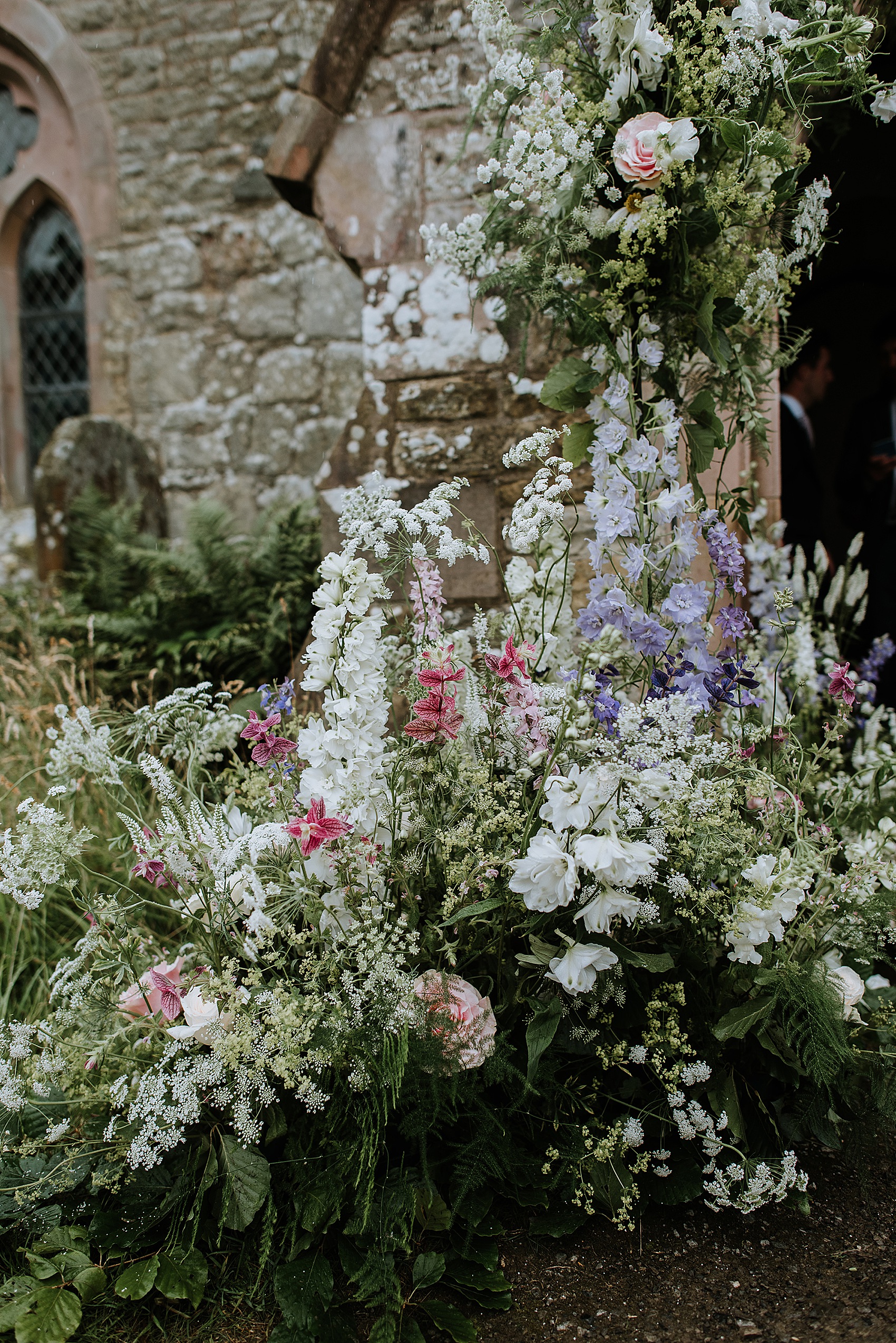 Rainy day wedding 20