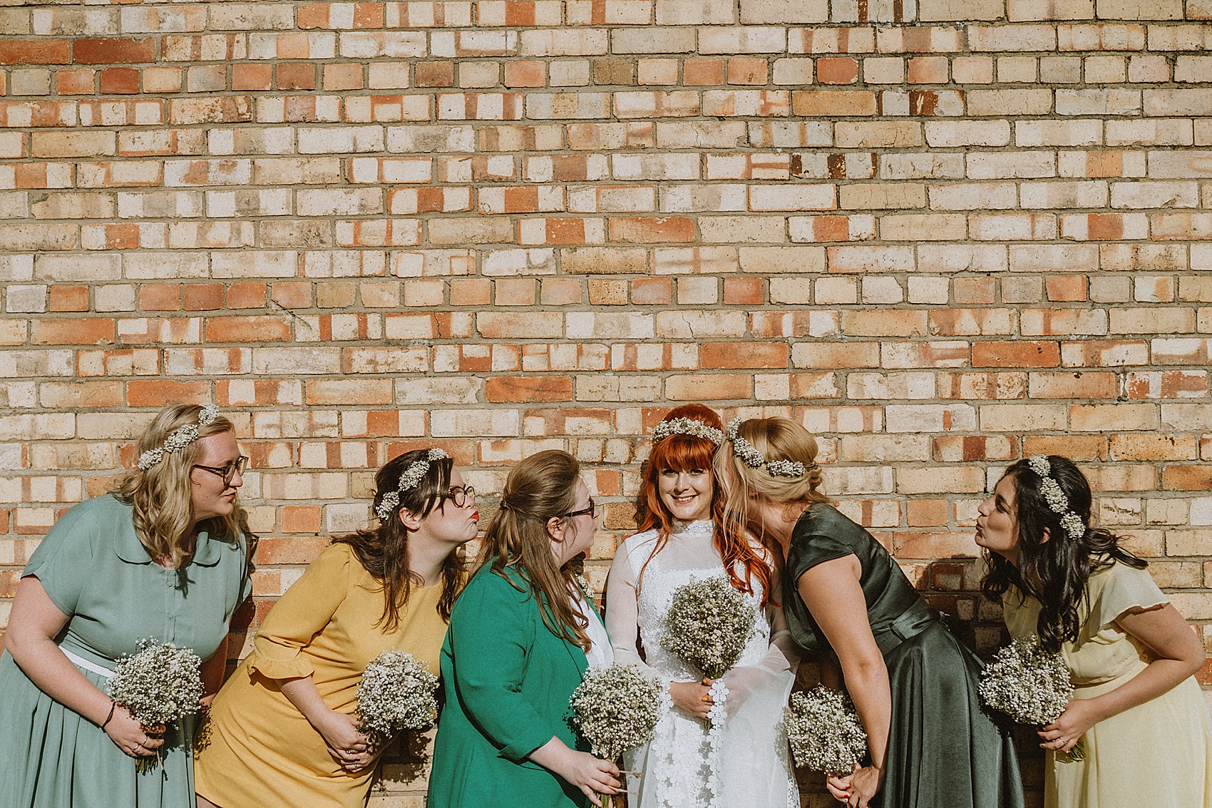 1960s inspired wedding sunflowers 35