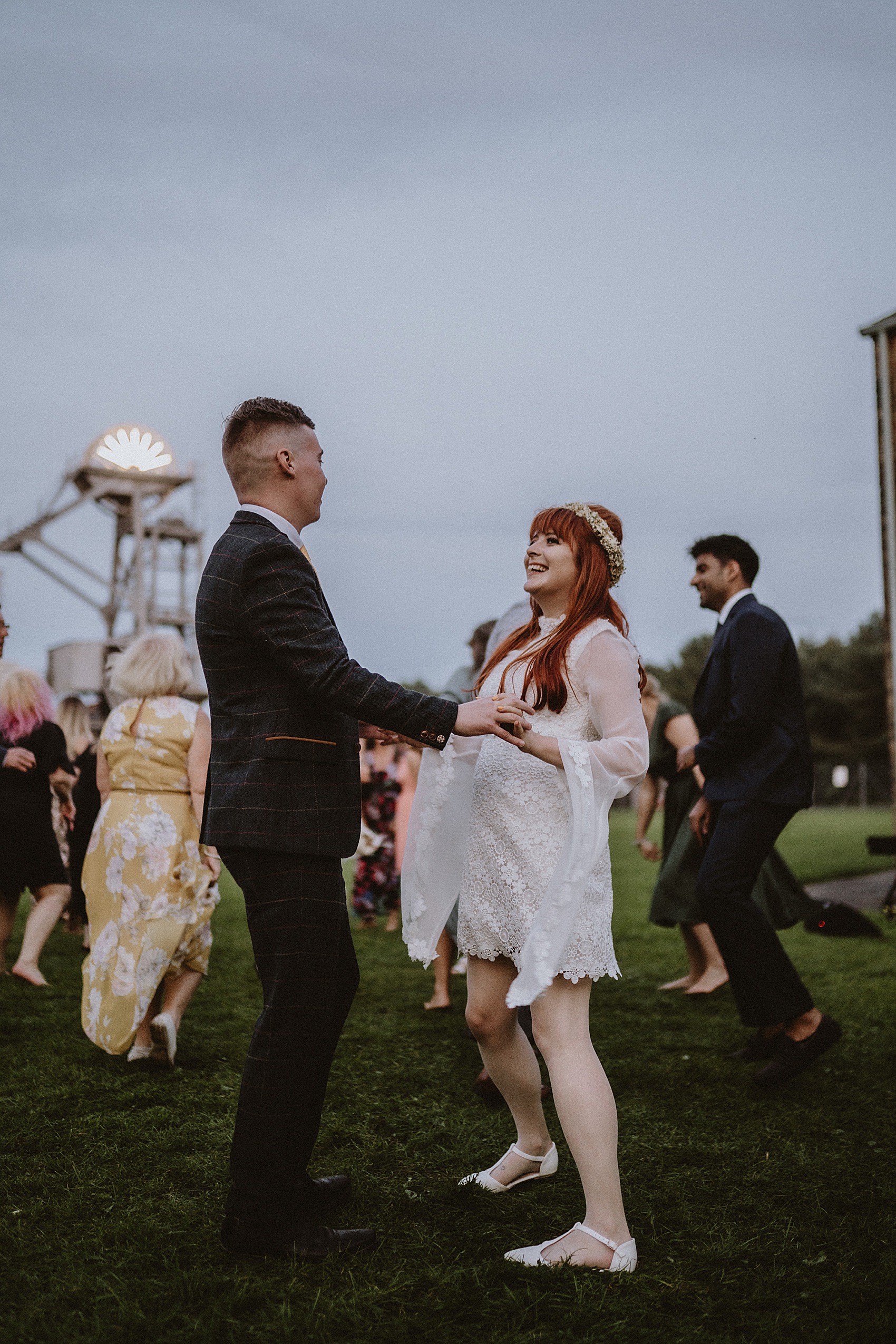 1960s inspired wedding sunflowers 47