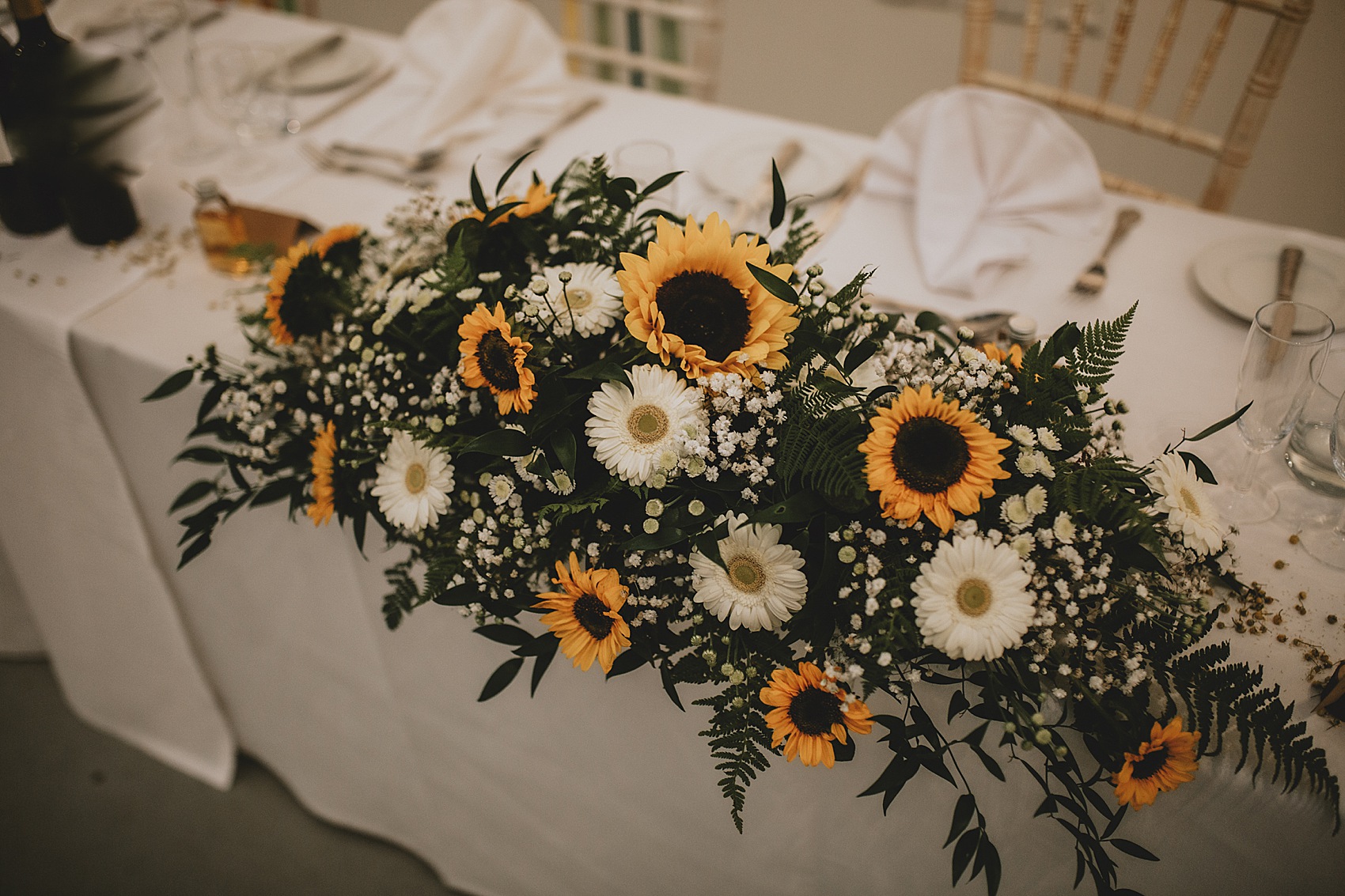 1960s inspired wedding sunflowers 7