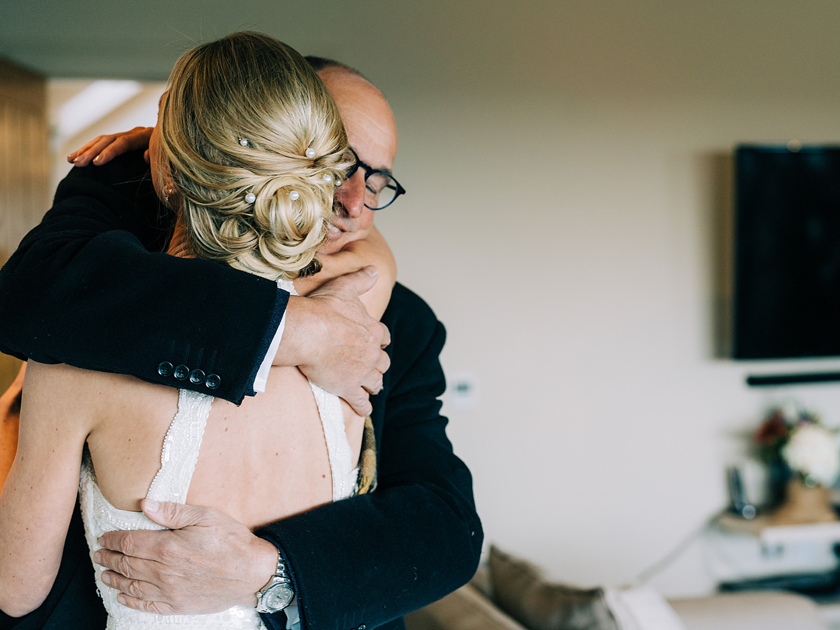 Cosy Autumn Candlelit Scottish Wedding 12