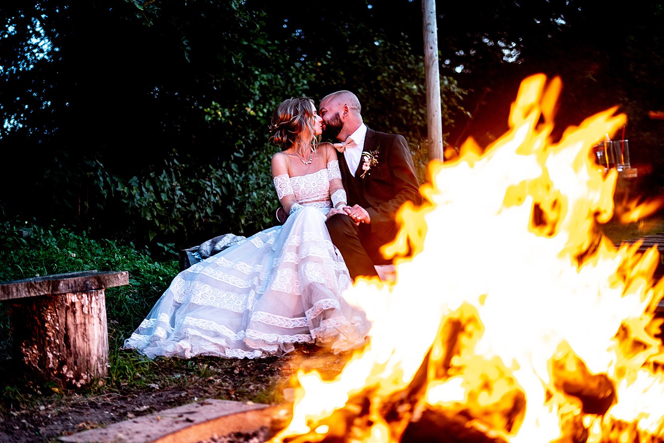 Firepit Camp Wedding 59
