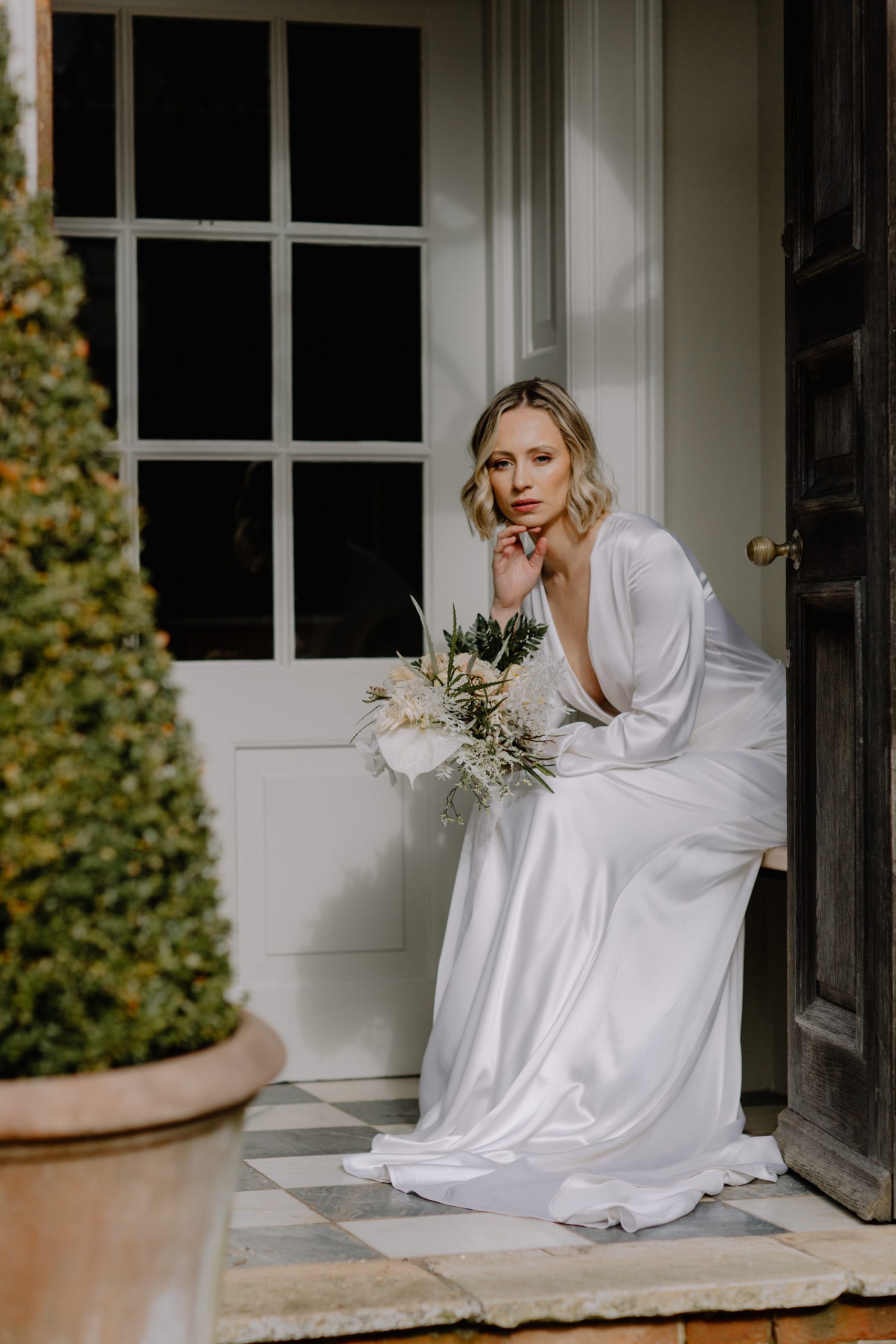17 Classy elegant intimate wedding inspiration scaled