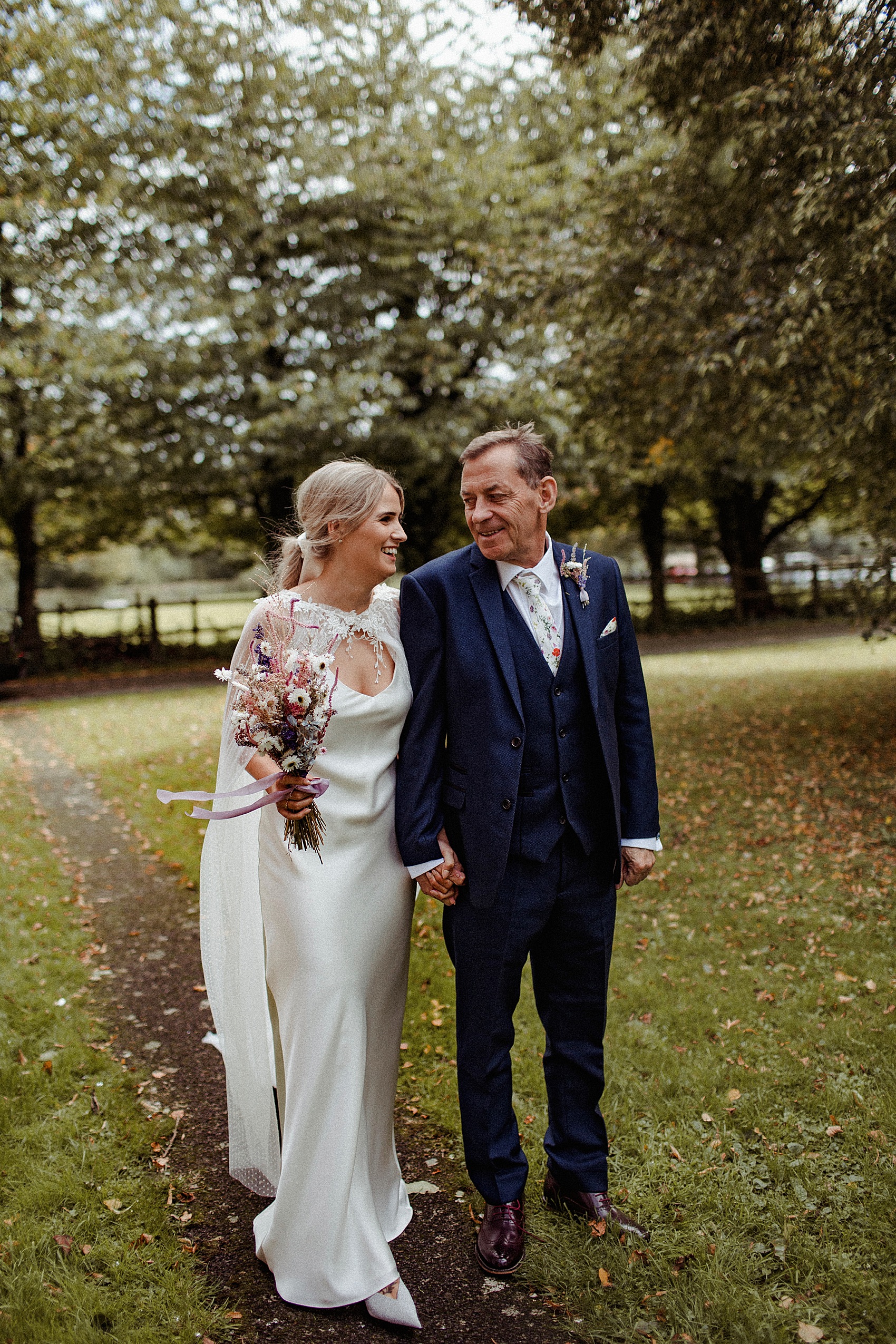 17 Riverford Field Kitchen Wedding Devon Halfpenny Wedding