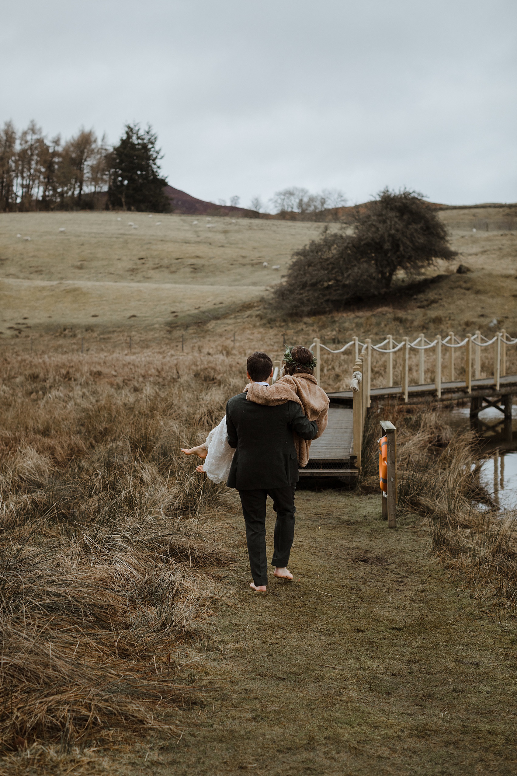 30 Nature inspired Scottish outdoor wedding