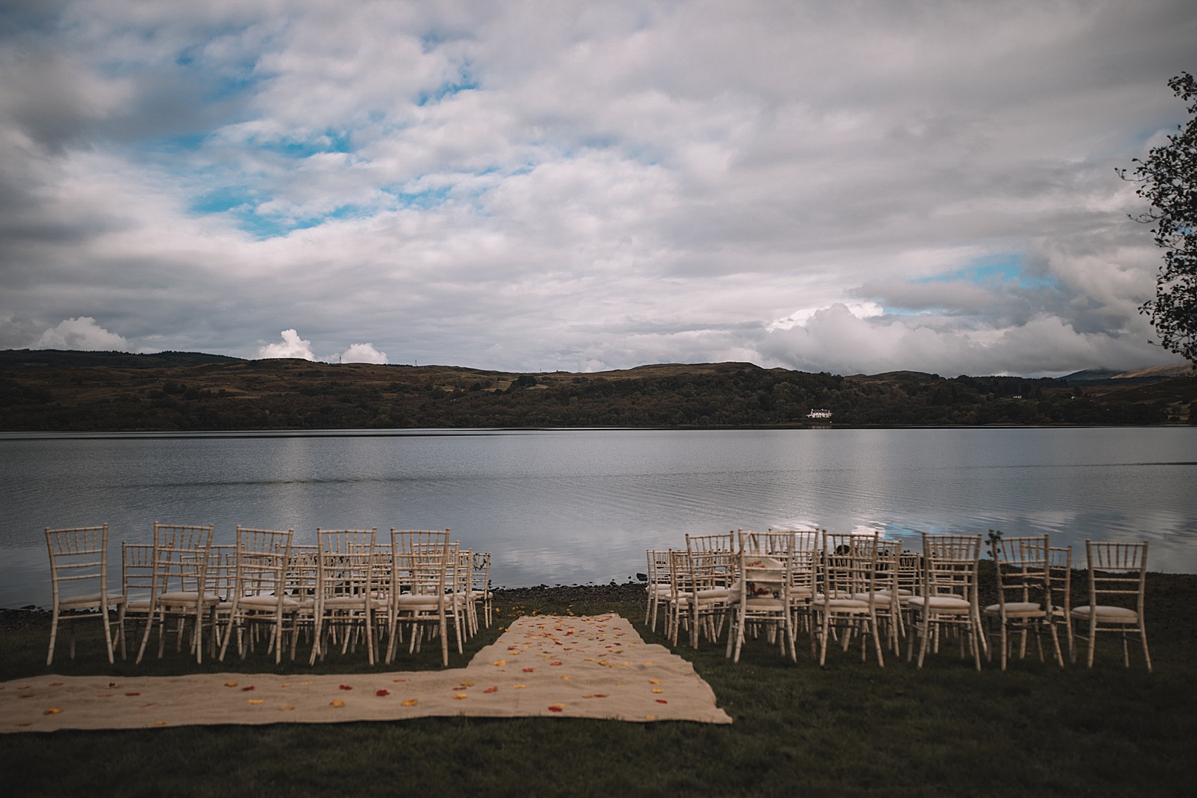 Atmostpheric Autumn Scottish Loch wedding 2