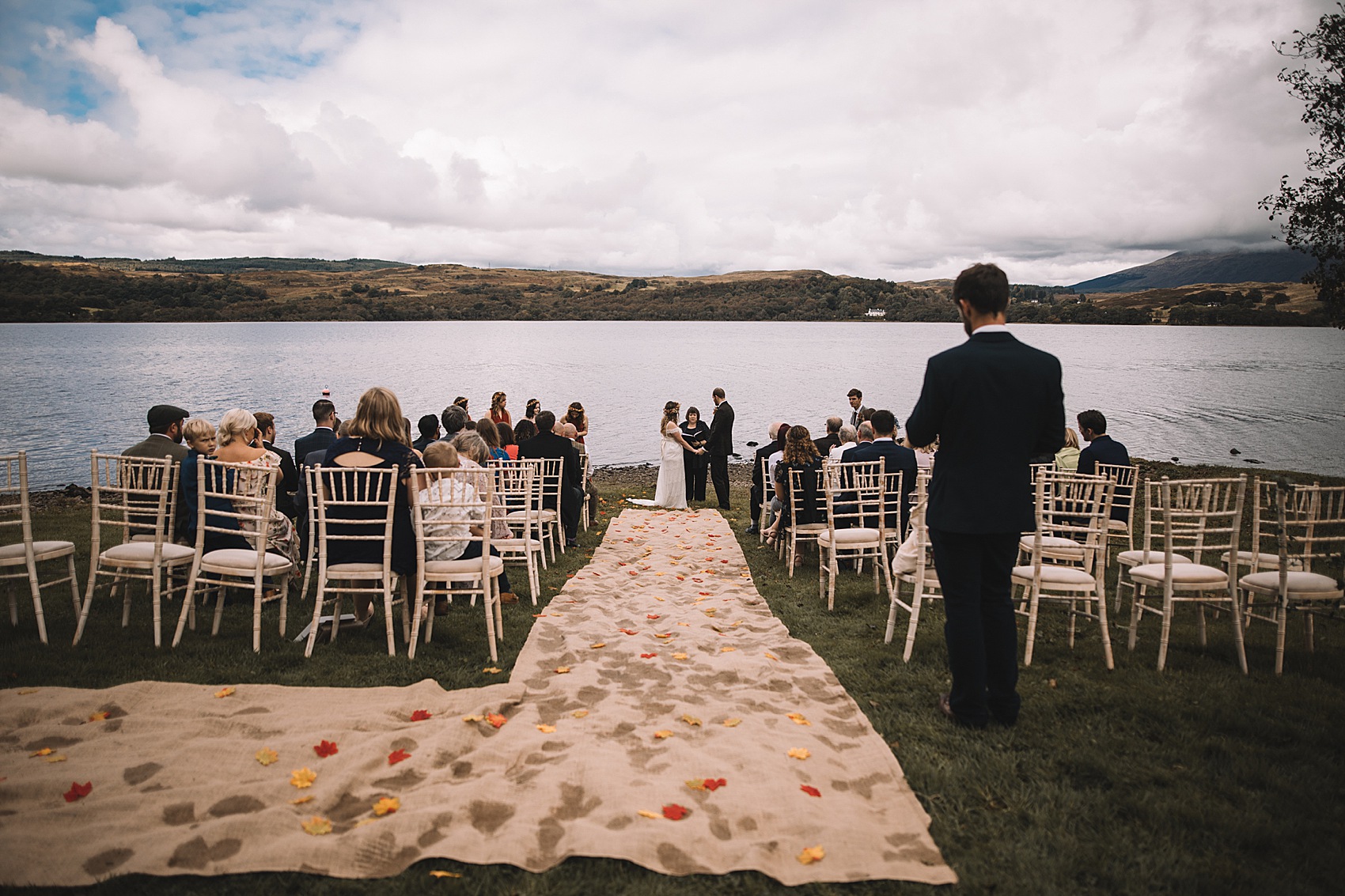 Atmostpheric Autumn Scottish Loch wedding 25