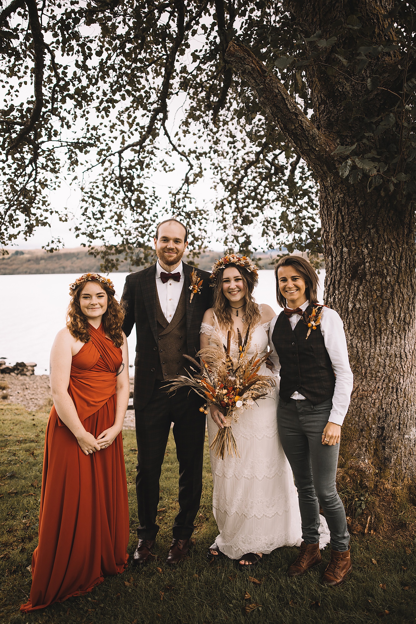 Atmostpheric Autumn Scottish Loch wedding 29