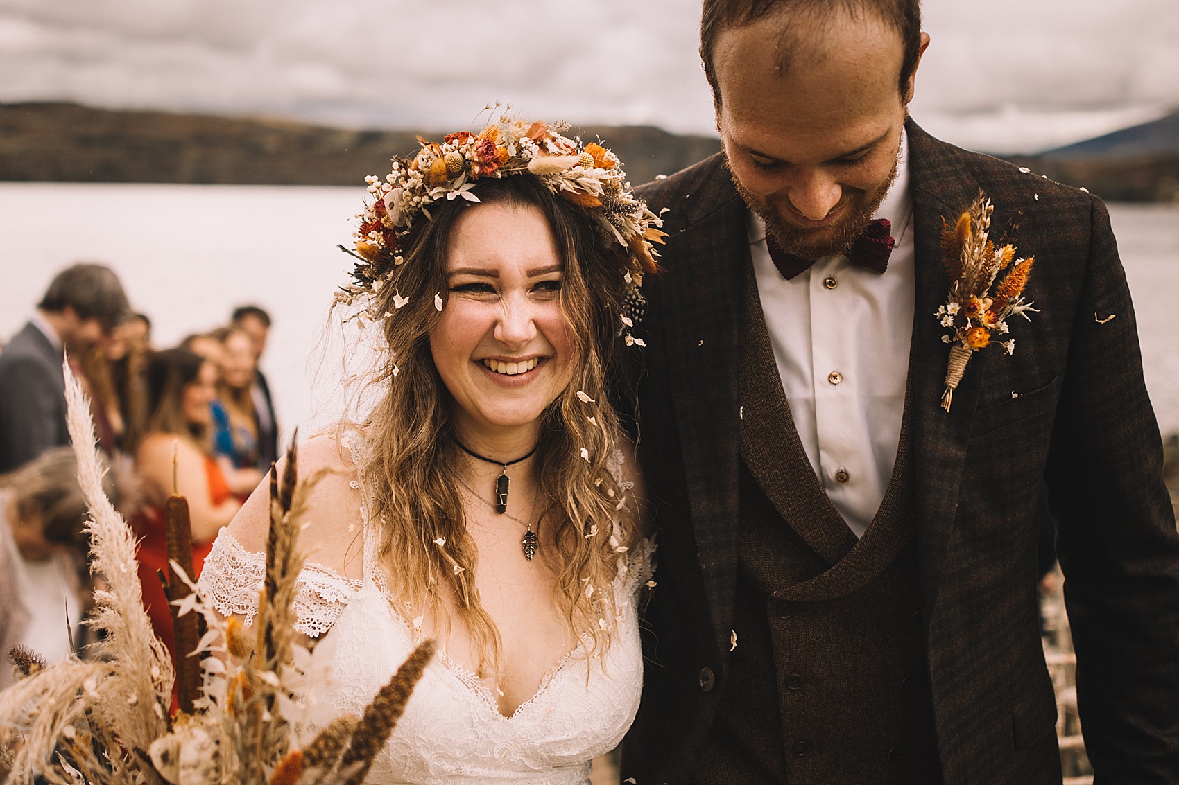 Atmostpheric Autumn Scottish Loch wedding 31