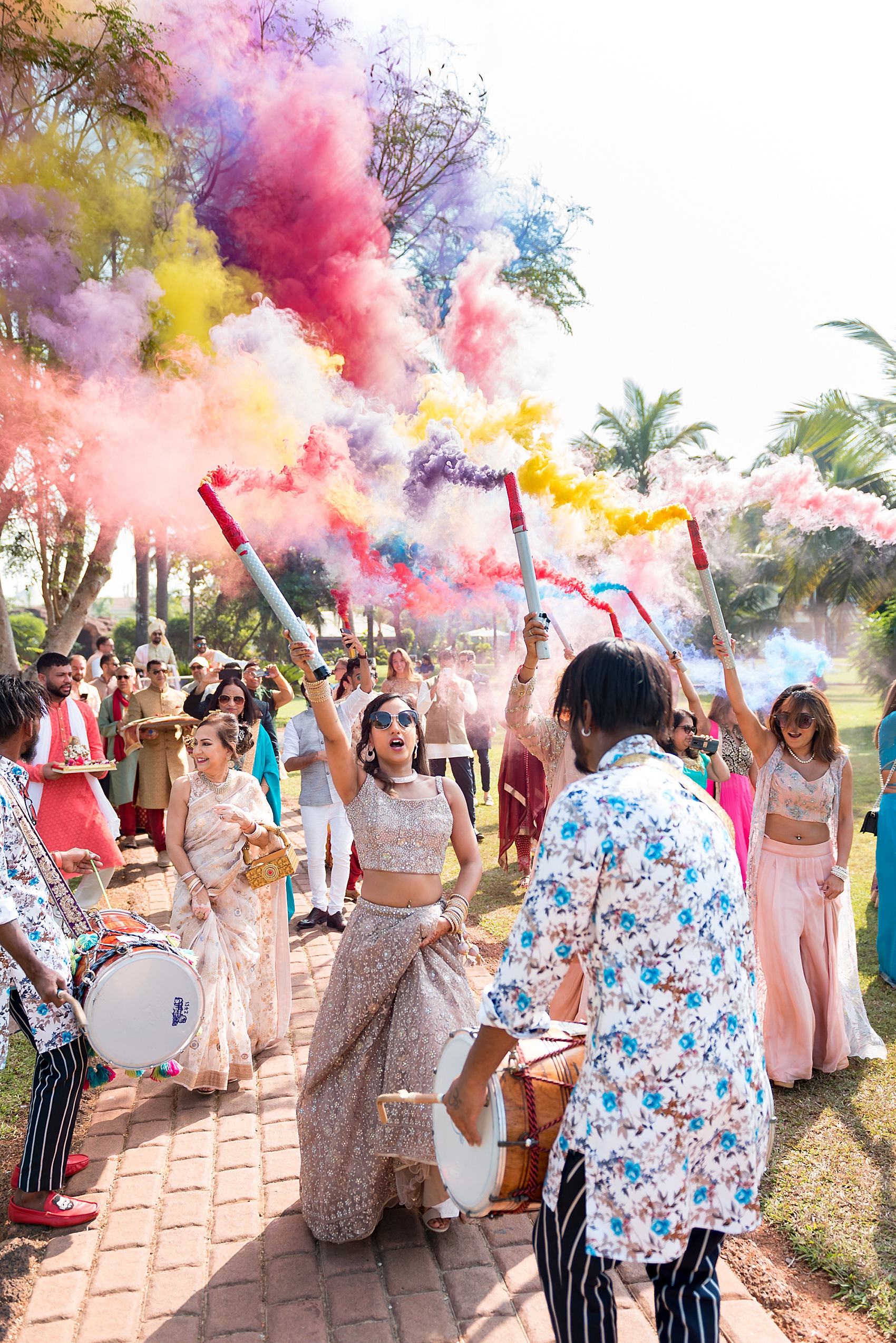 A Hindu Wedding In Goa With A Holy Fire Colourful Smoke Bombs And An Elegant Black Tie Evening Party Love My Dress Uk Wedding Blog Wedding Directory