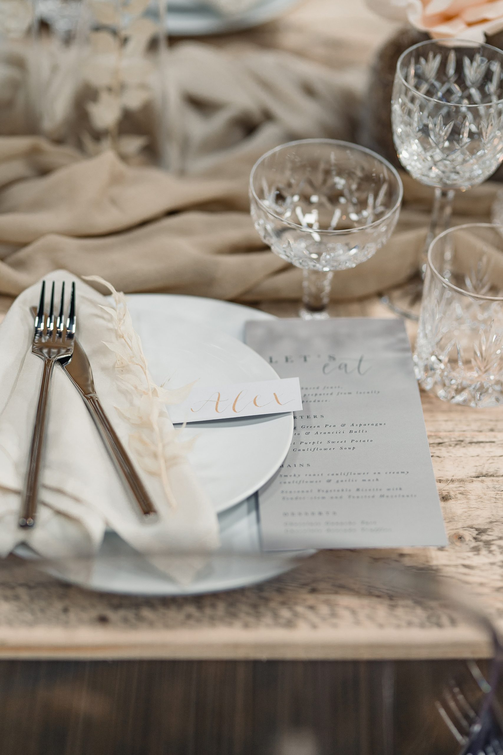 Modern English country wedding 115 scaled