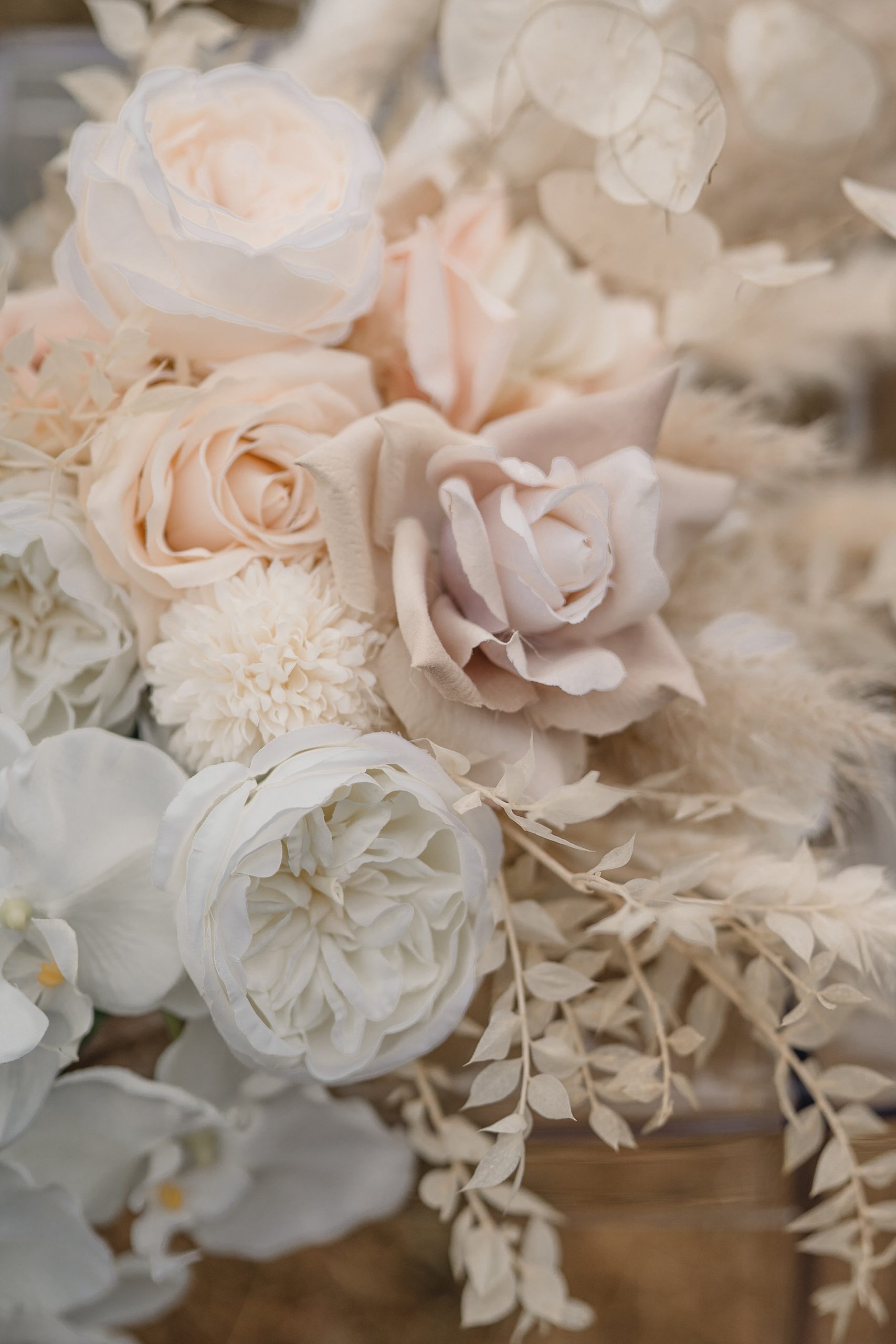 Modern English country wedding 78 scaled