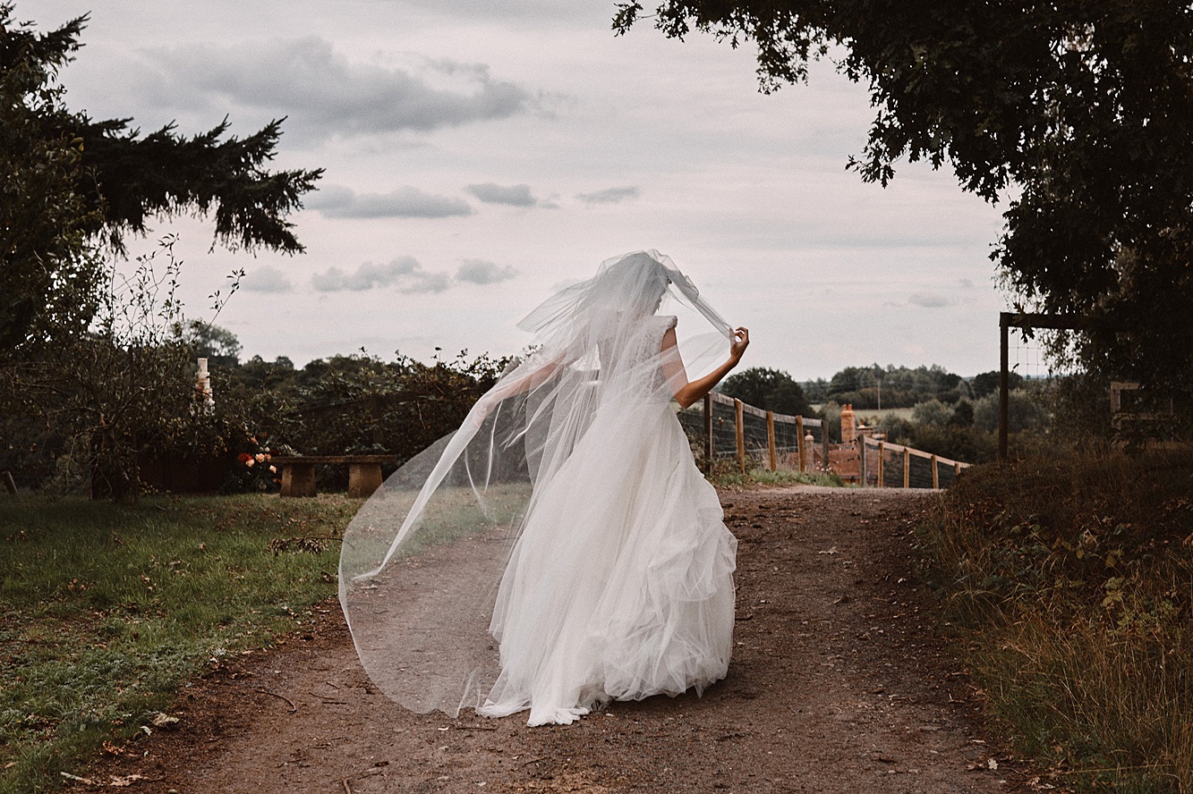 Modern intimate outdoor wedding style post covid 23 - How The UK Wedding Industry is Adapting, Evolving & Reinventing Modern intimate outdoor wedding style post covid 23