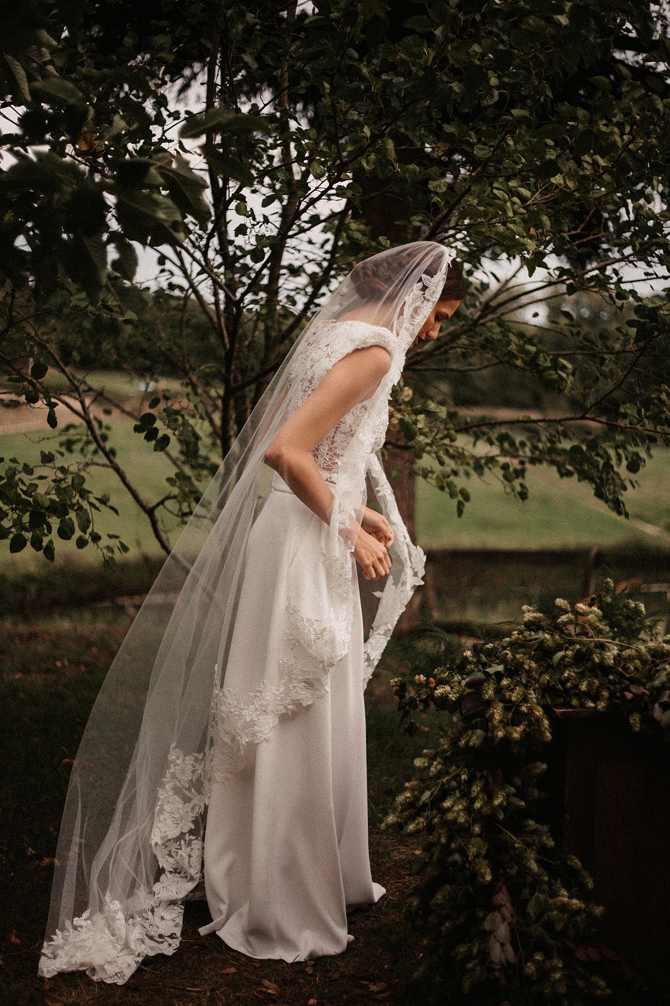 Modern intimate outdoor wedding style post covid 89 - How The UK Wedding Industry is Adapting, Evolving & Reinventing Modern intimate outdoor wedding style post covid 89