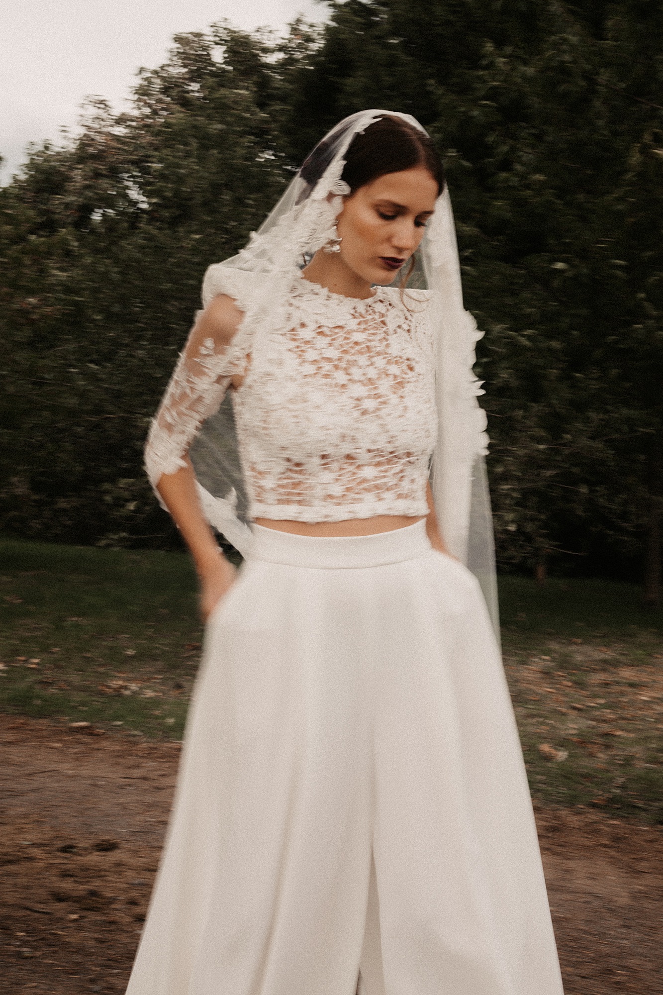 Modern intimate outdoor wedding style post covid 90 - How The UK Wedding Industry is Adapting, Evolving & Reinventing Modern intimate outdoor wedding style post covid 90