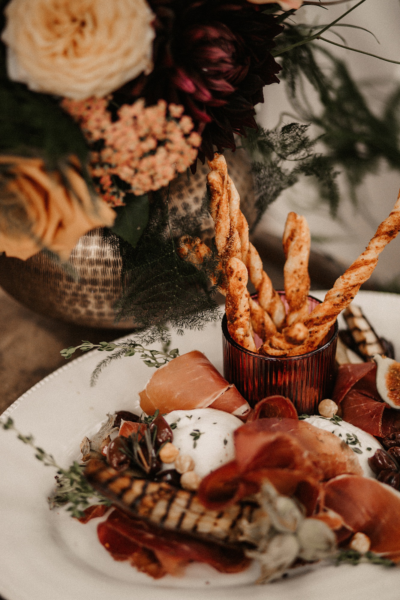 Modern intimate outdoor wedding style post covid 92 - How The UK Wedding Industry is Adapting, Evolving & Reinventing Modern intimate outdoor wedding style post covid 92