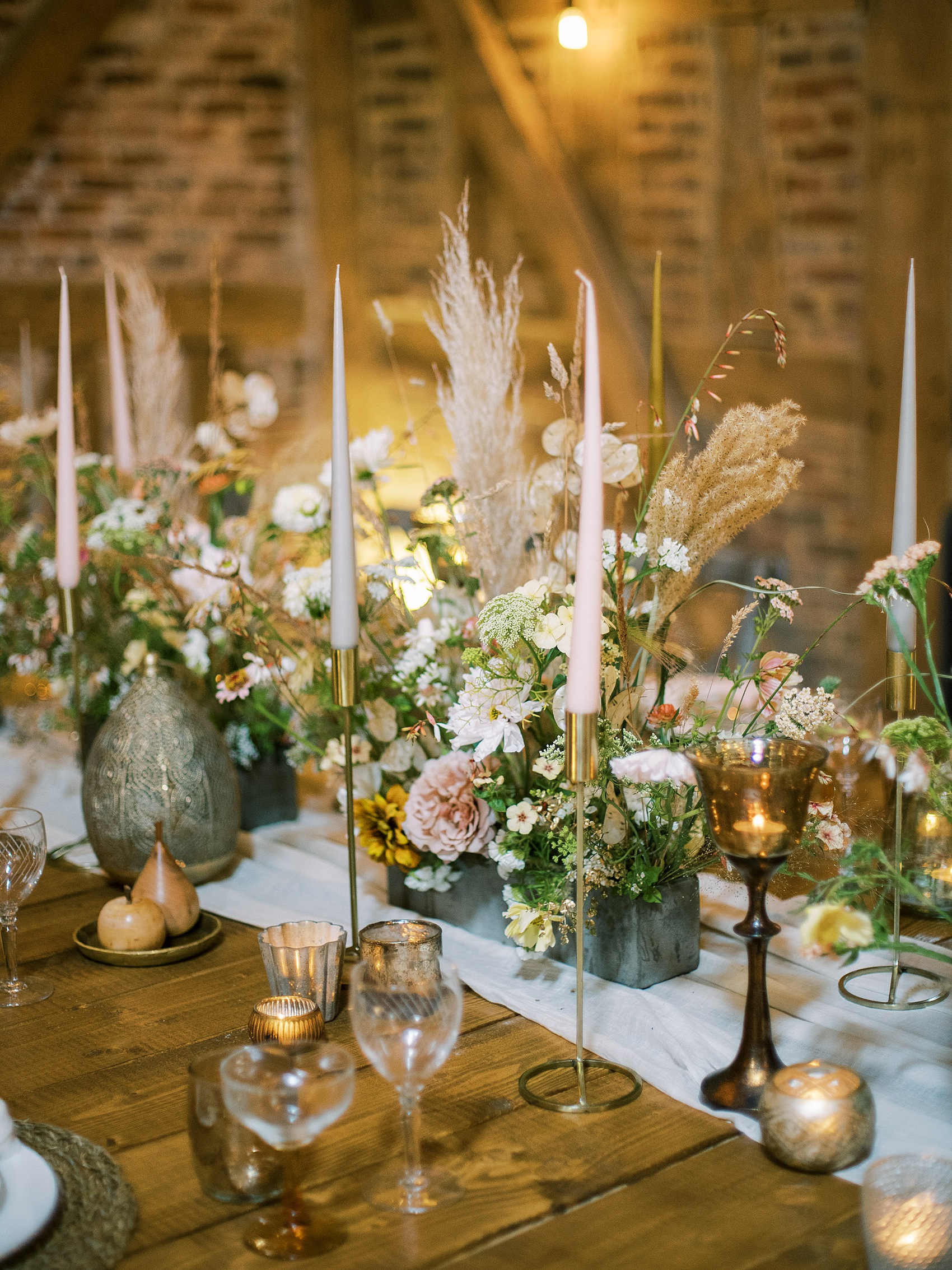 14 Wedding prairie barn yard vibes