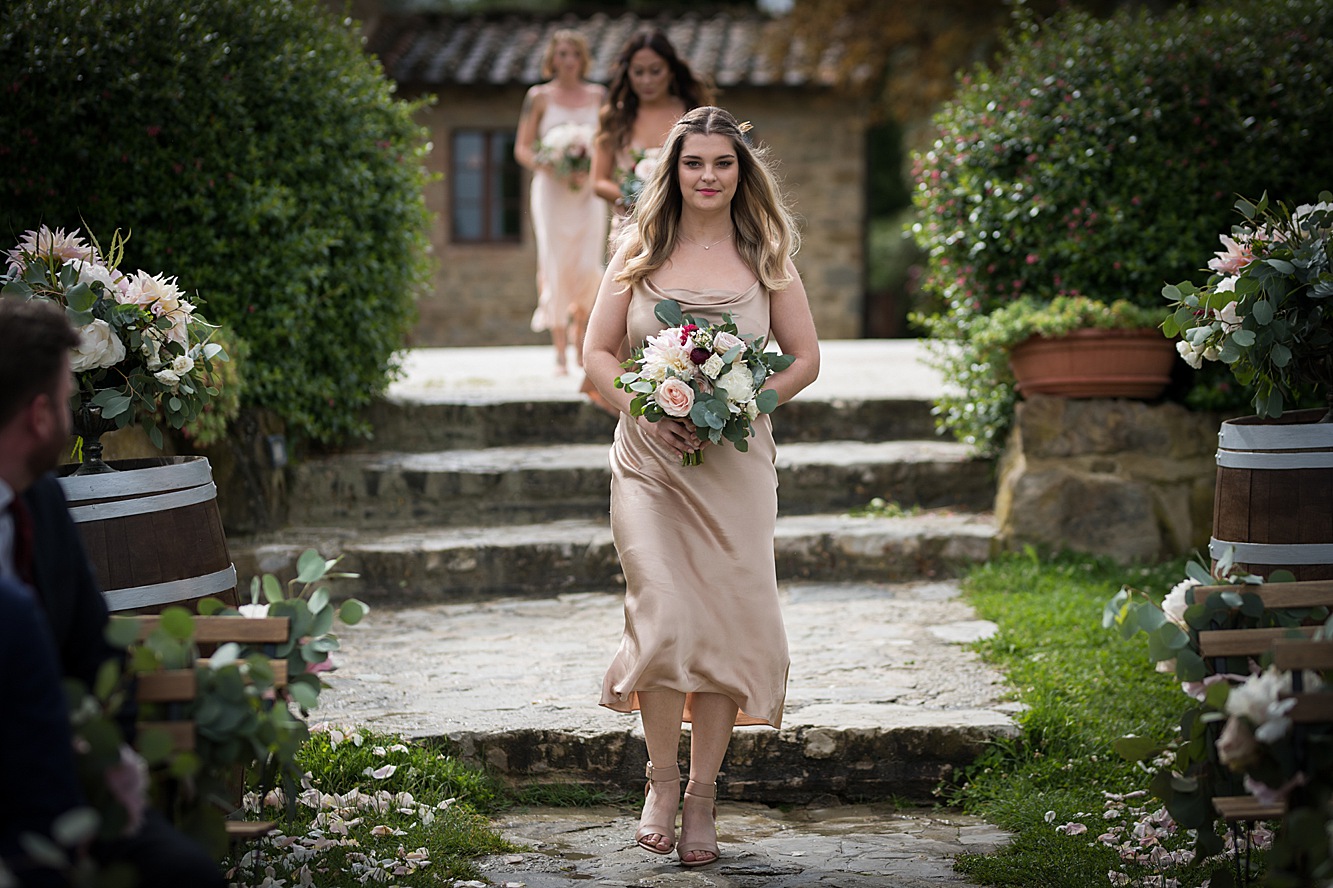 3 Tuscany wedding Vera Wang