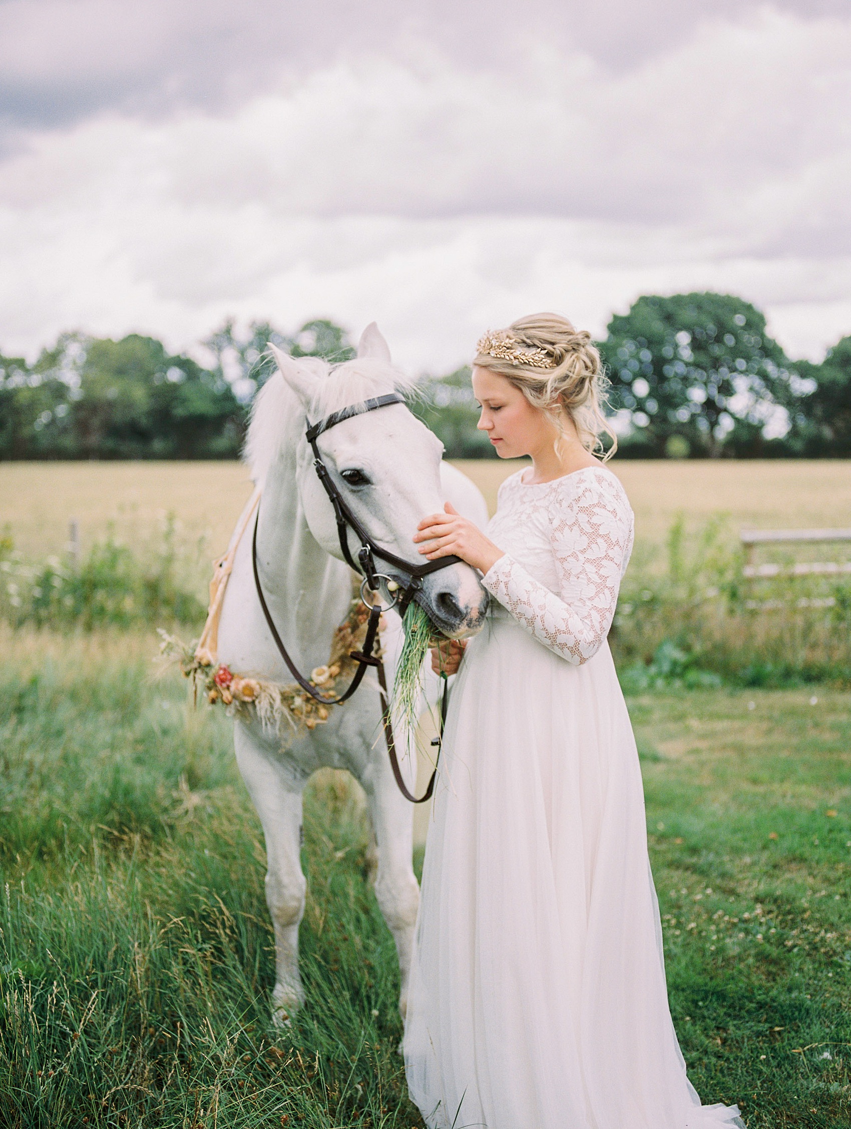 42 Wedding prairie barn yard vibes