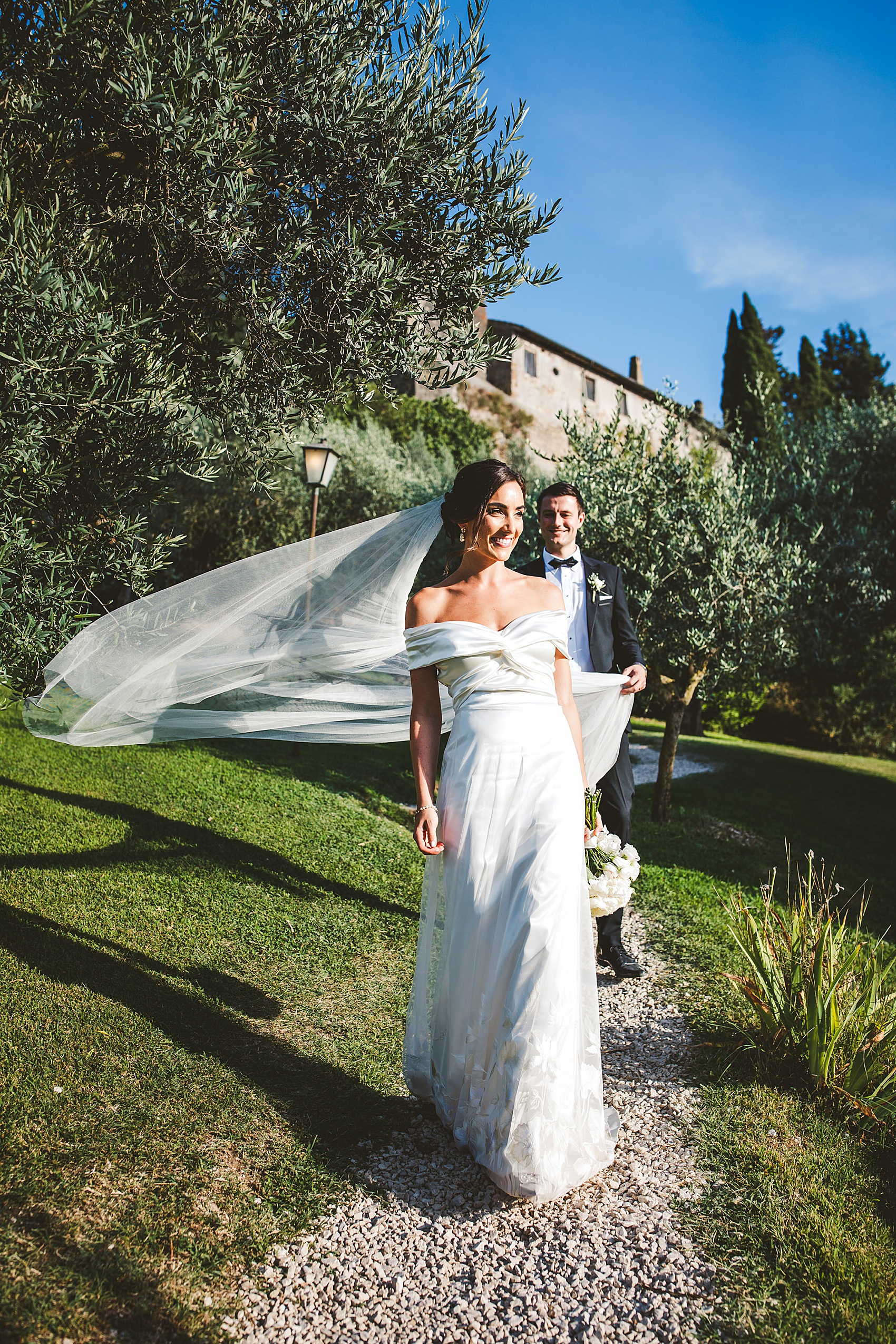 67 Halfpenny London bride Rome wedding