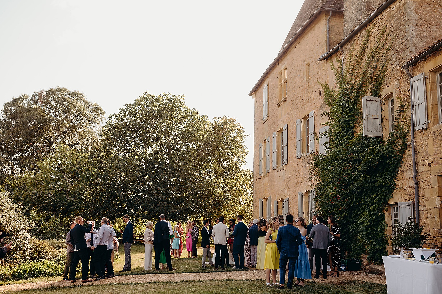 Suzanne Neville bride French Wedding 48