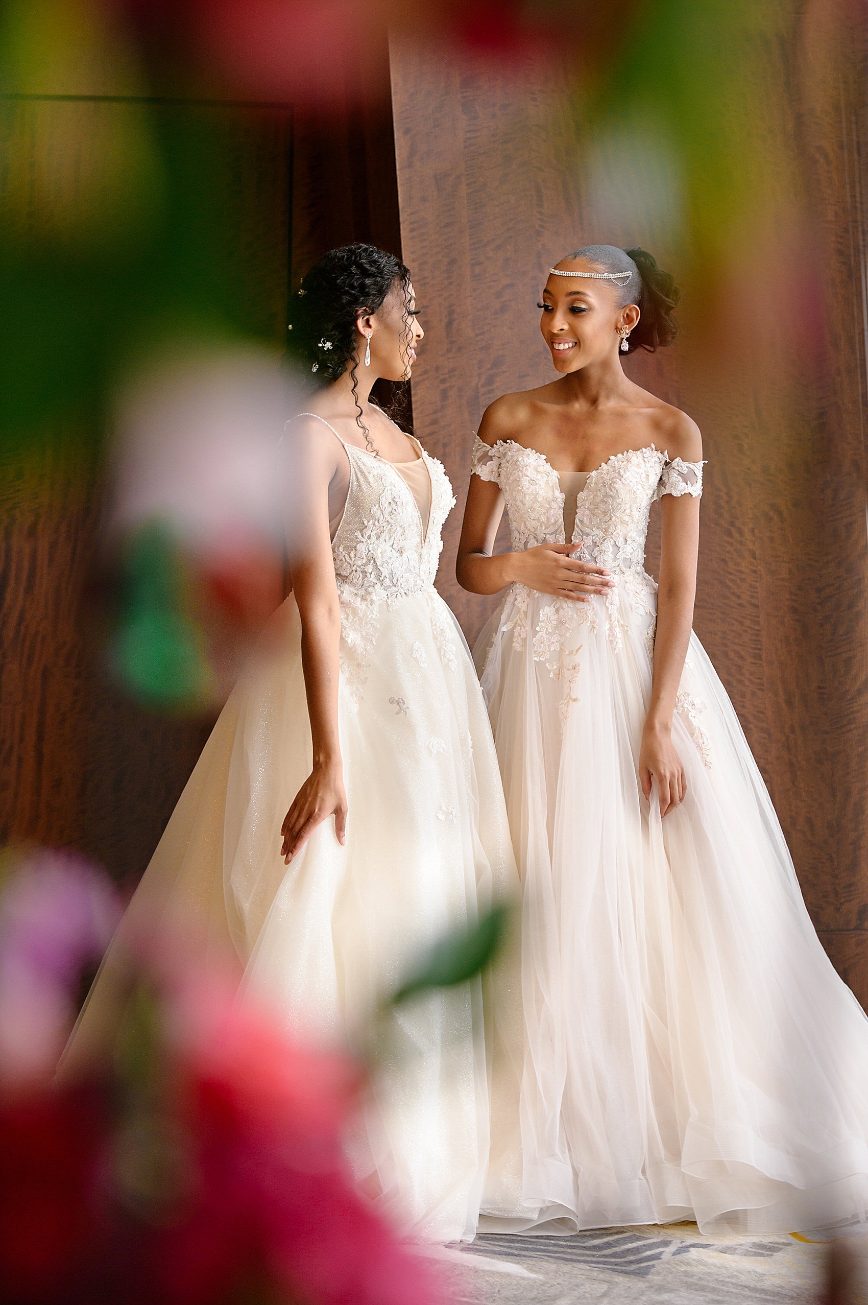 21 Bold Glamorous City Wedding