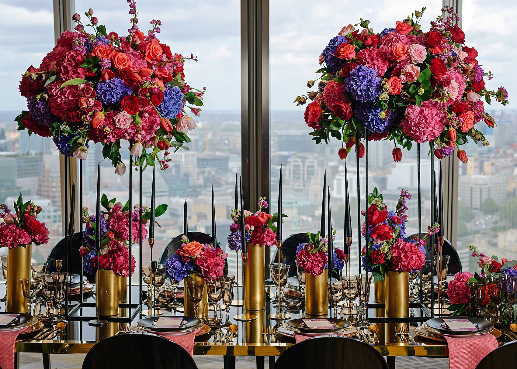 30 Bold Glamorous City Wedding