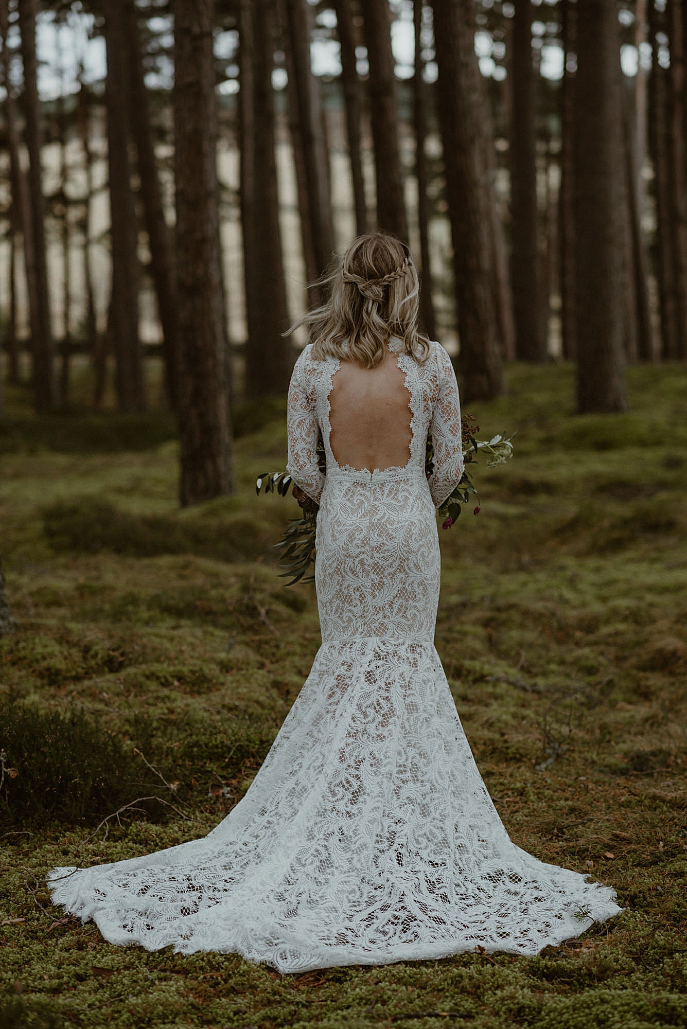 31 Elopement Scotland Hiking Boots