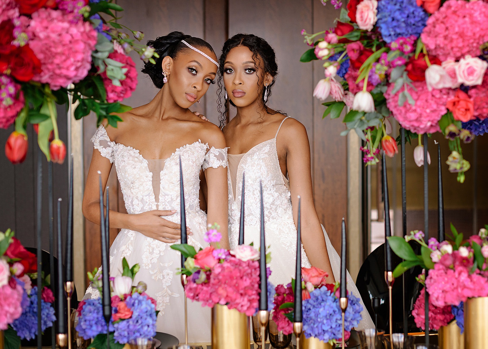 51 Bold Glamorous City Wedding