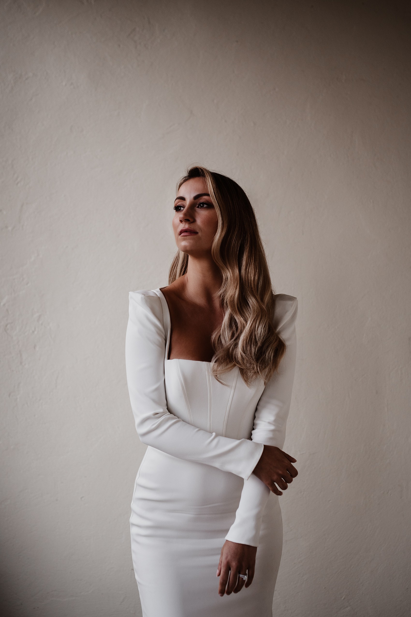 119 Suzanne Neville modern 2021 bride