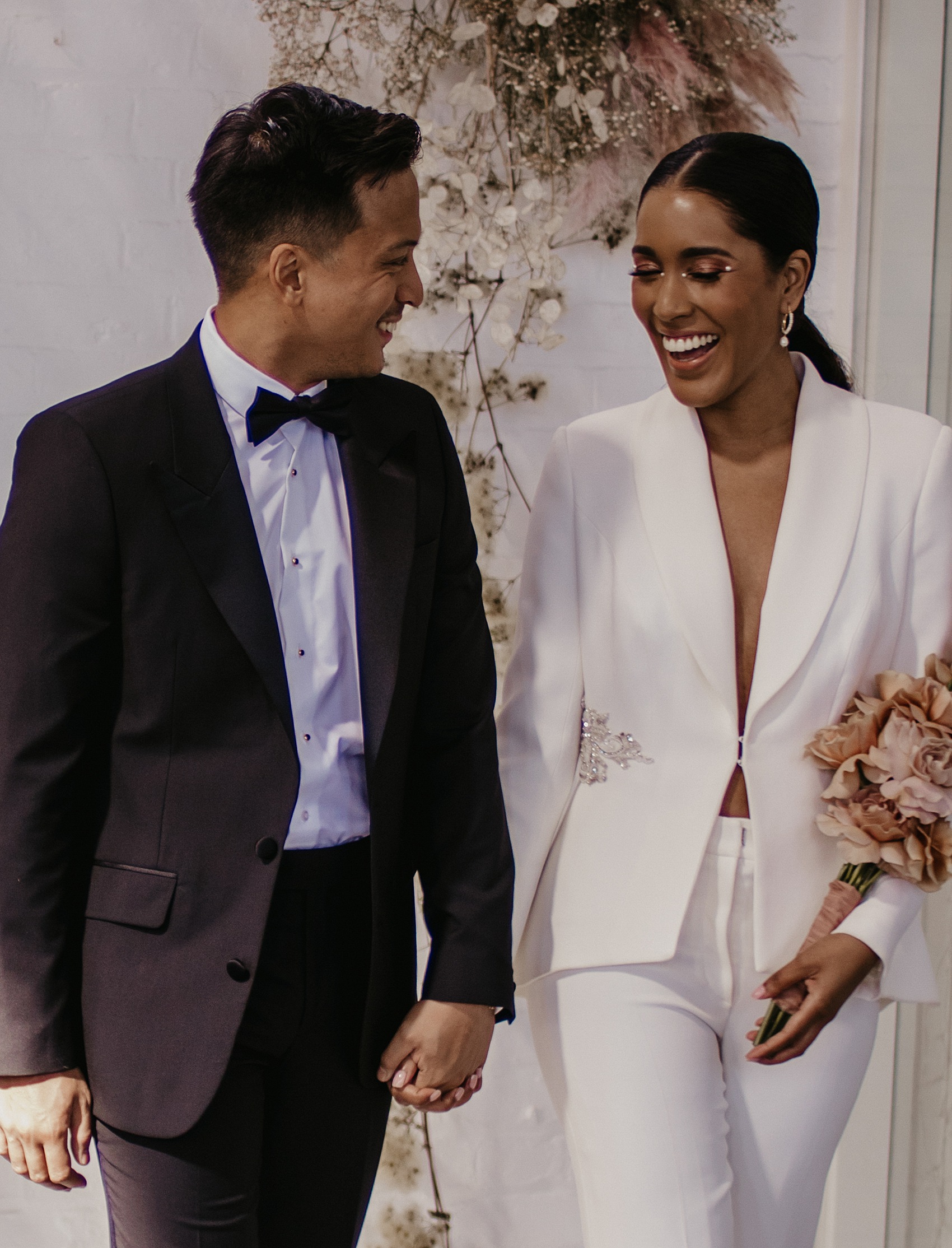 22 Modern intimate wedding