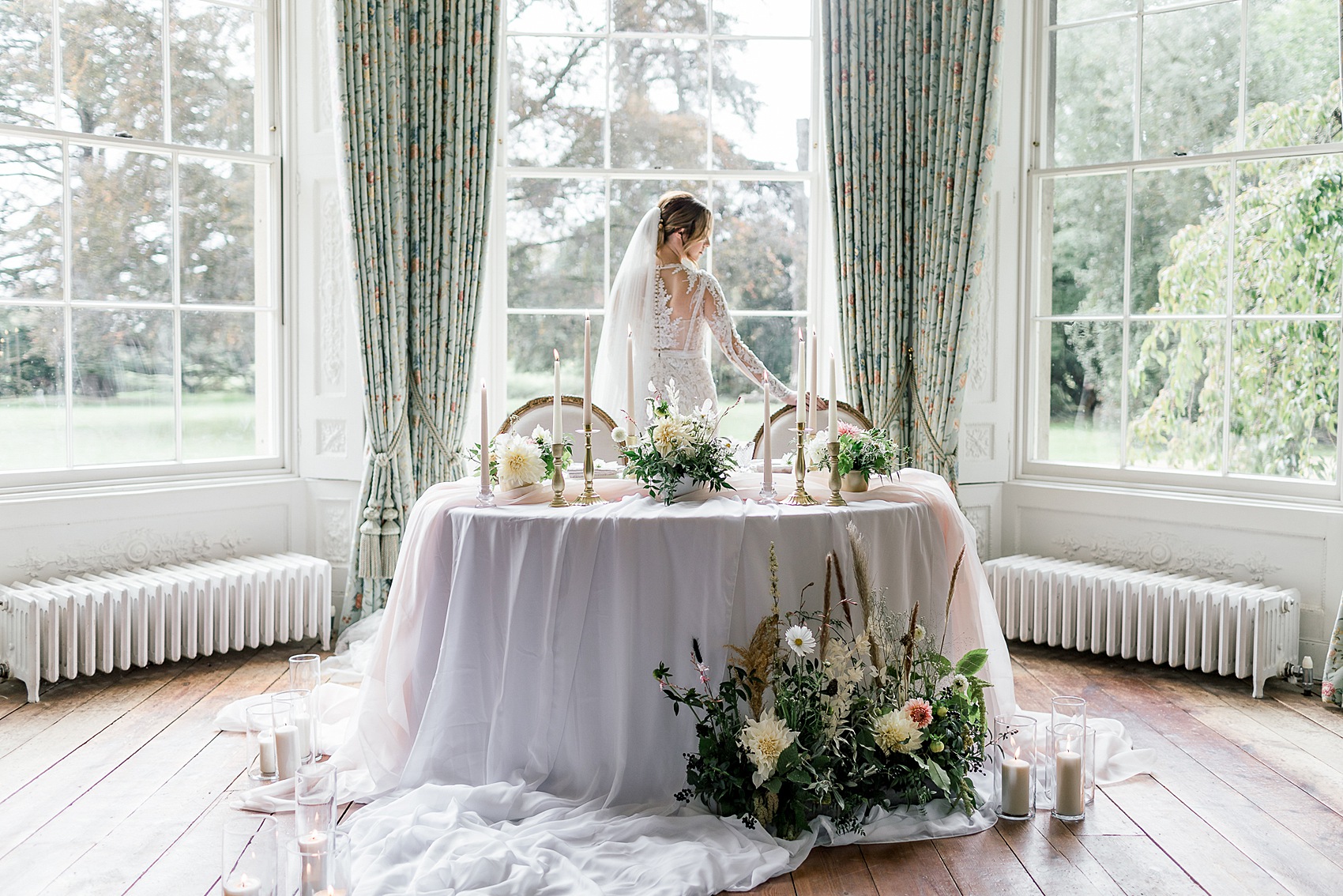 112 Pronovias intimate wedding style