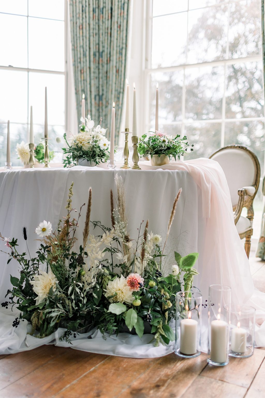 Inspiration For Intimate, Feminine & Romantic Weddings Full or Elegant ...
